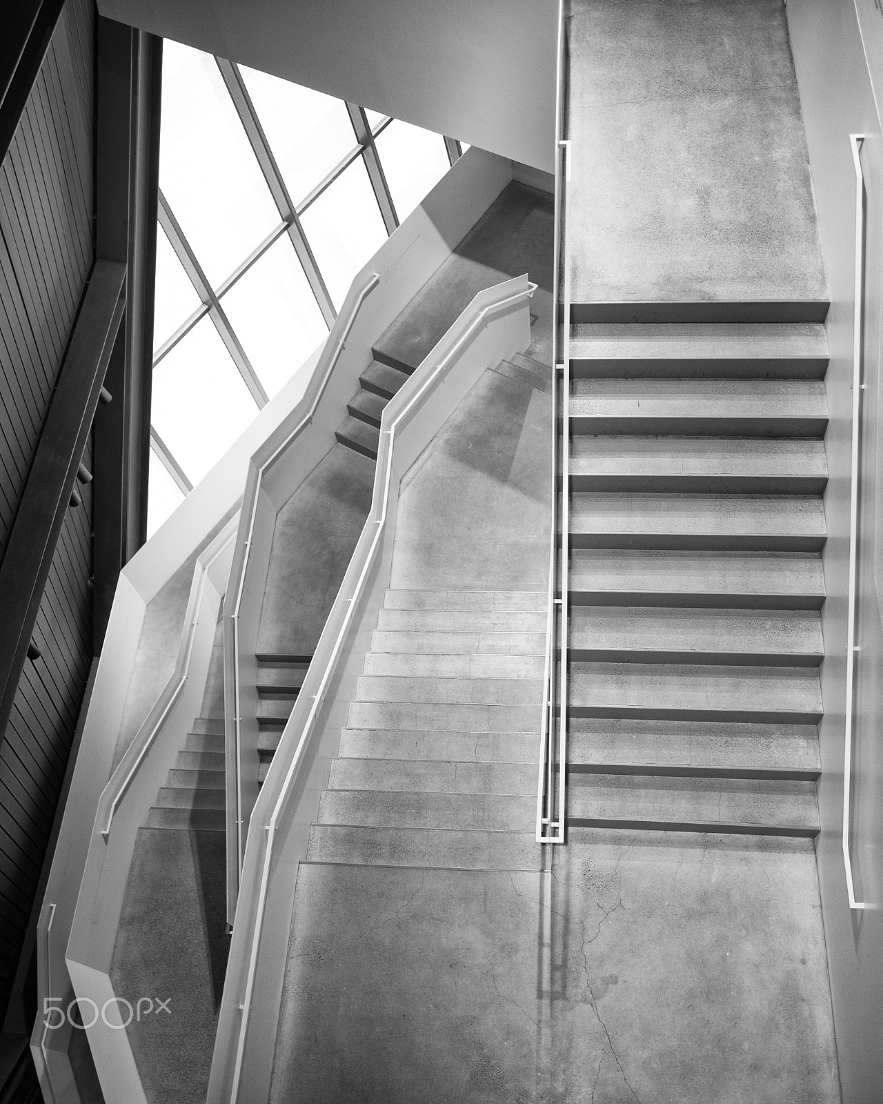 Summilux-M 1:1.4/28 ASPH. sample photo. Stairs photography
