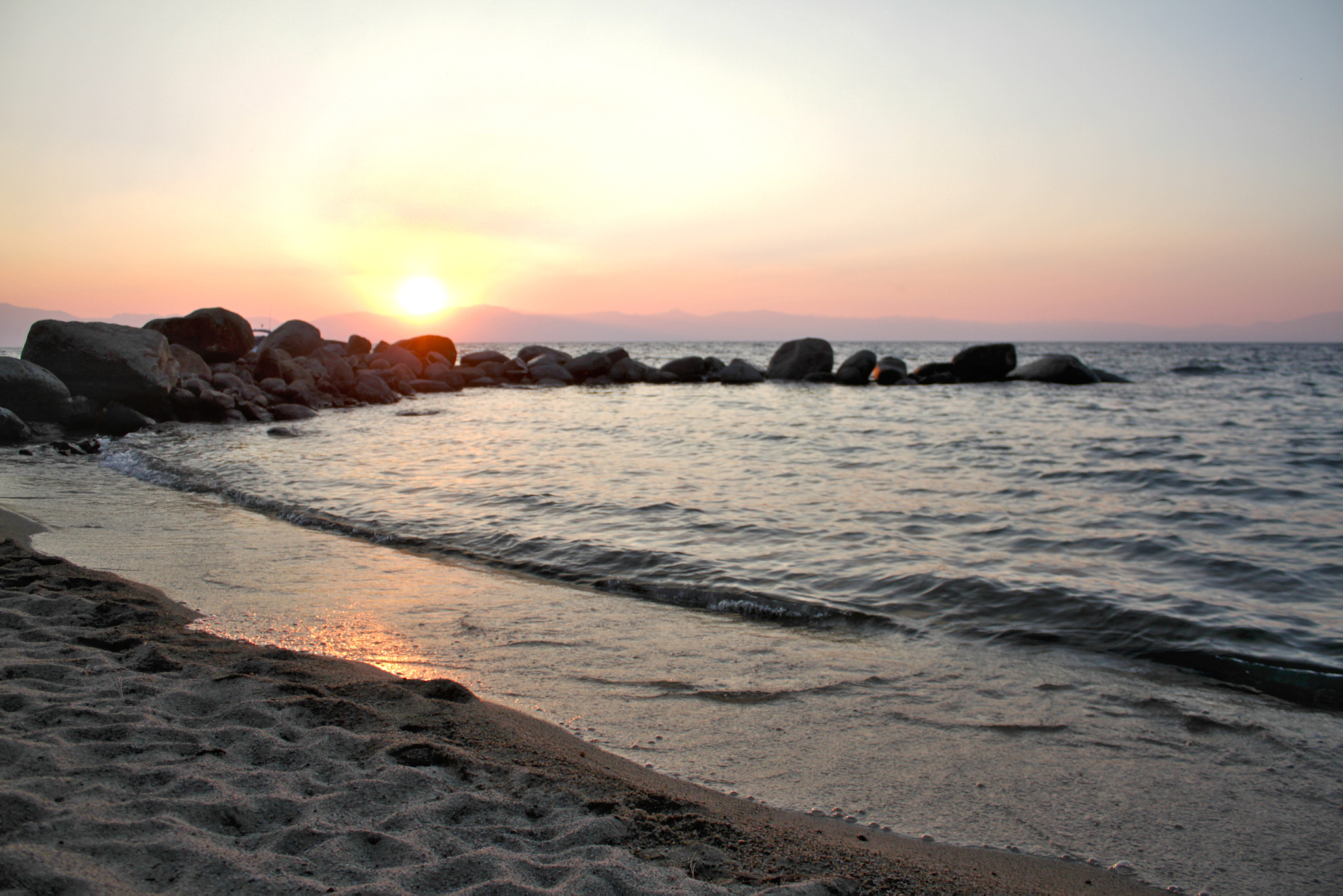 Canon EF-S 18-55mm F3.5-5.6 IS sample photo. Lake tahoe summers photography