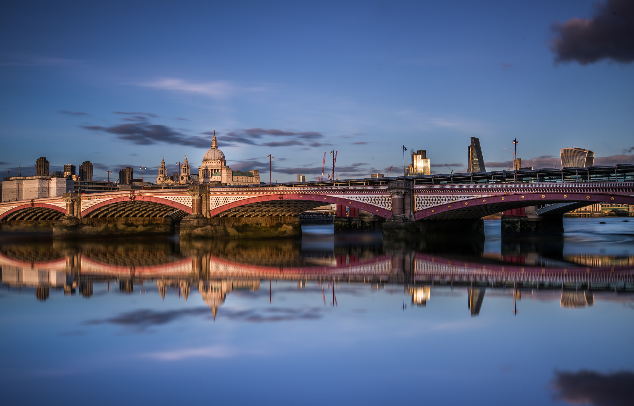 Sony a7R II + Canon EF 16-35mm F2.8L II USM sample photo. London bridge photography