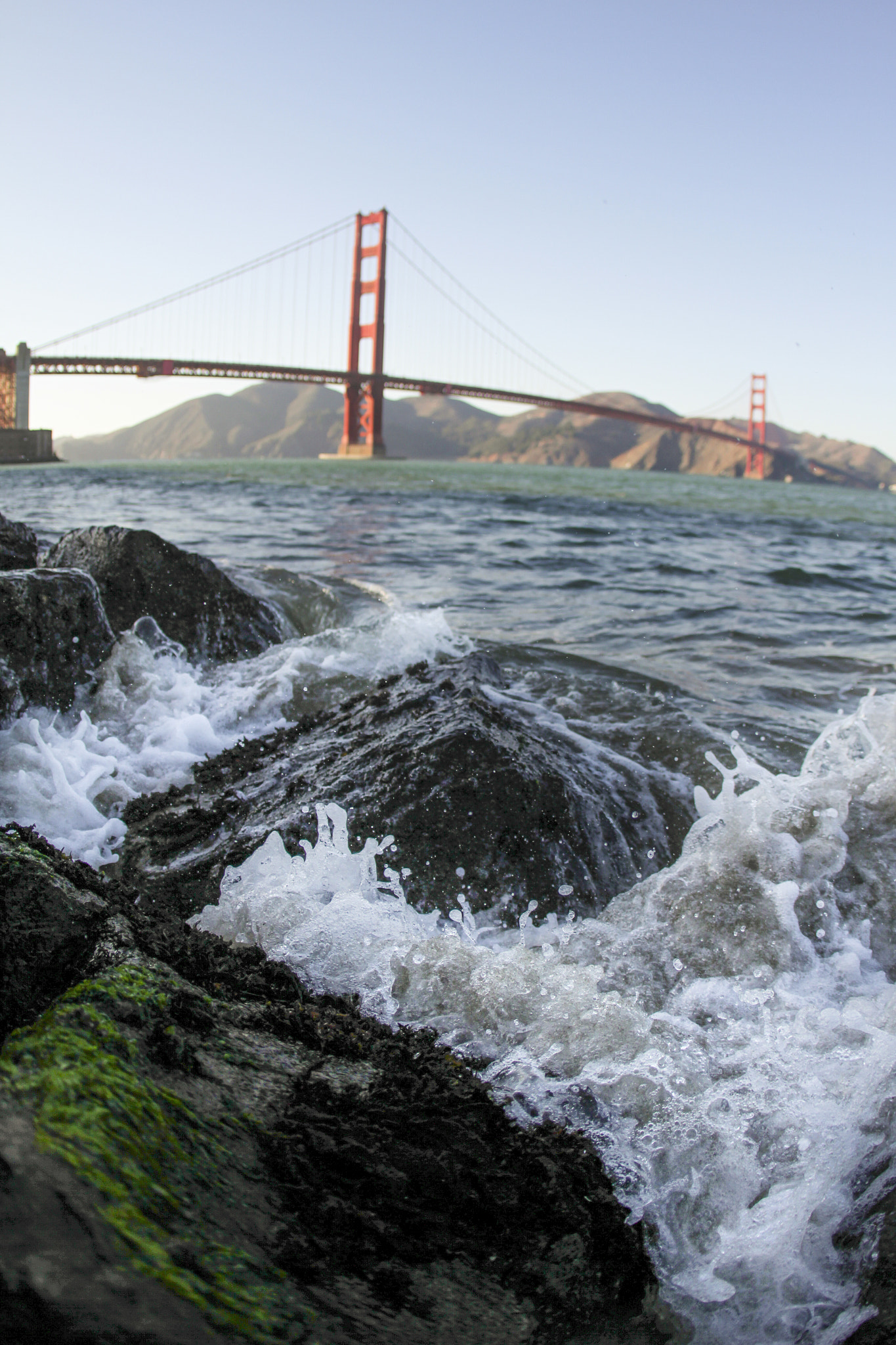 Canon EOS 7D + Canon EF 15mm F2.8 Fisheye sample photo. Golden gate splash photography