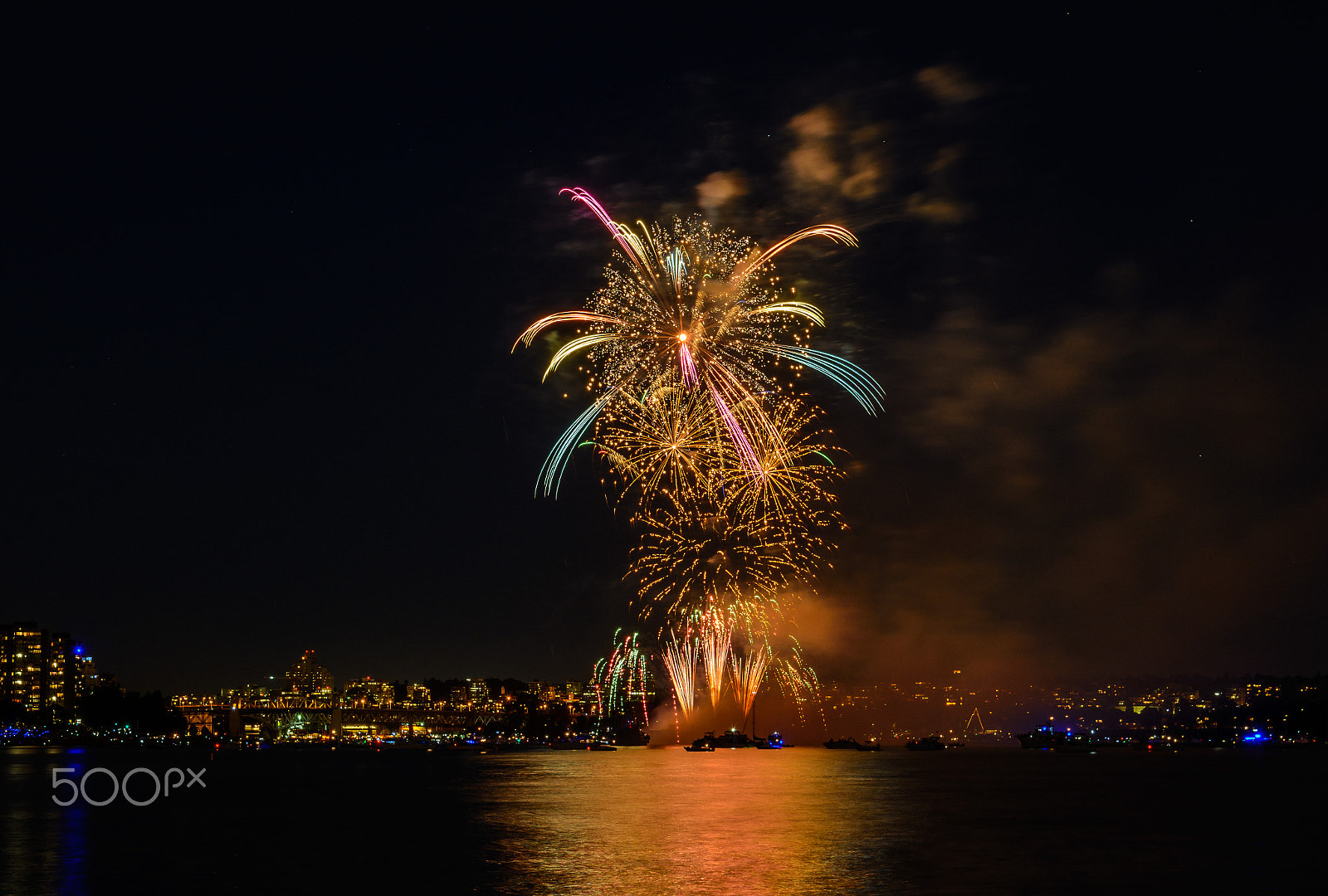 Nikon D7100 sample photo. Beautiful fireworks. colorful fireworks. photography