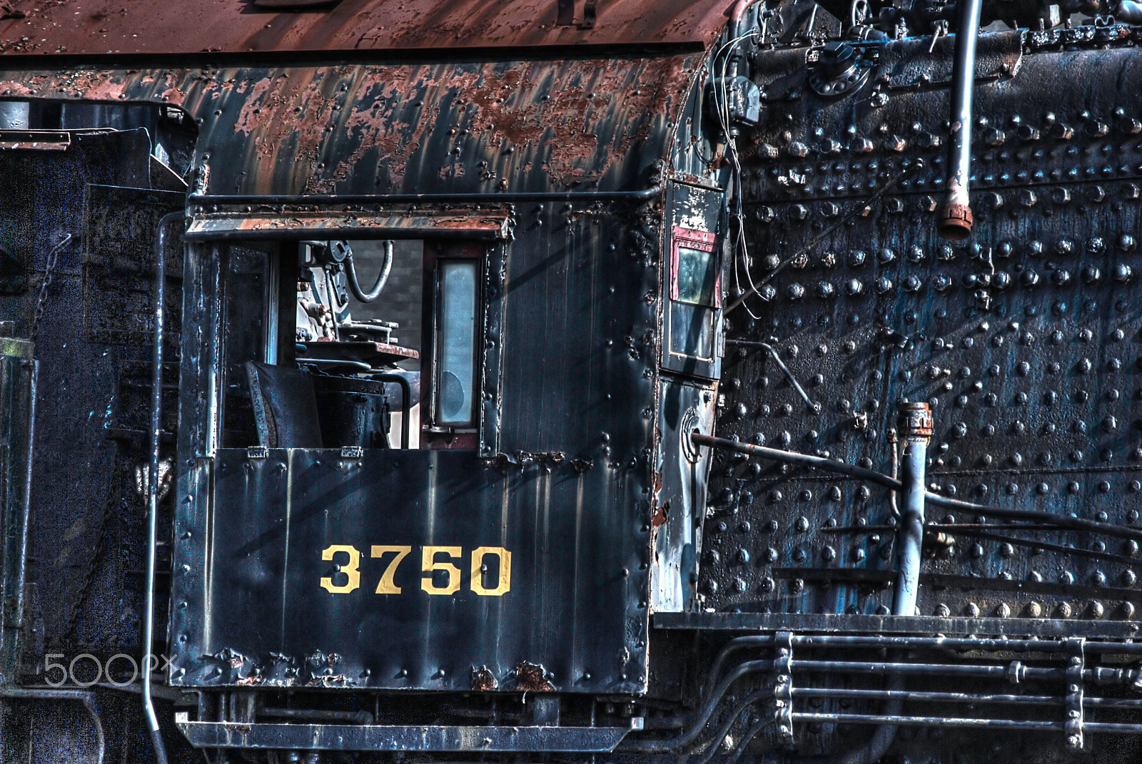 Nikon D80 + Sigma 18-200mm F3.5-6.3 DC OS HSM sample photo. Locomotive cabin photography