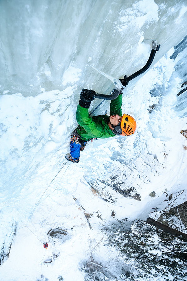 Nikon D700 sample photo. Ice climbing photography