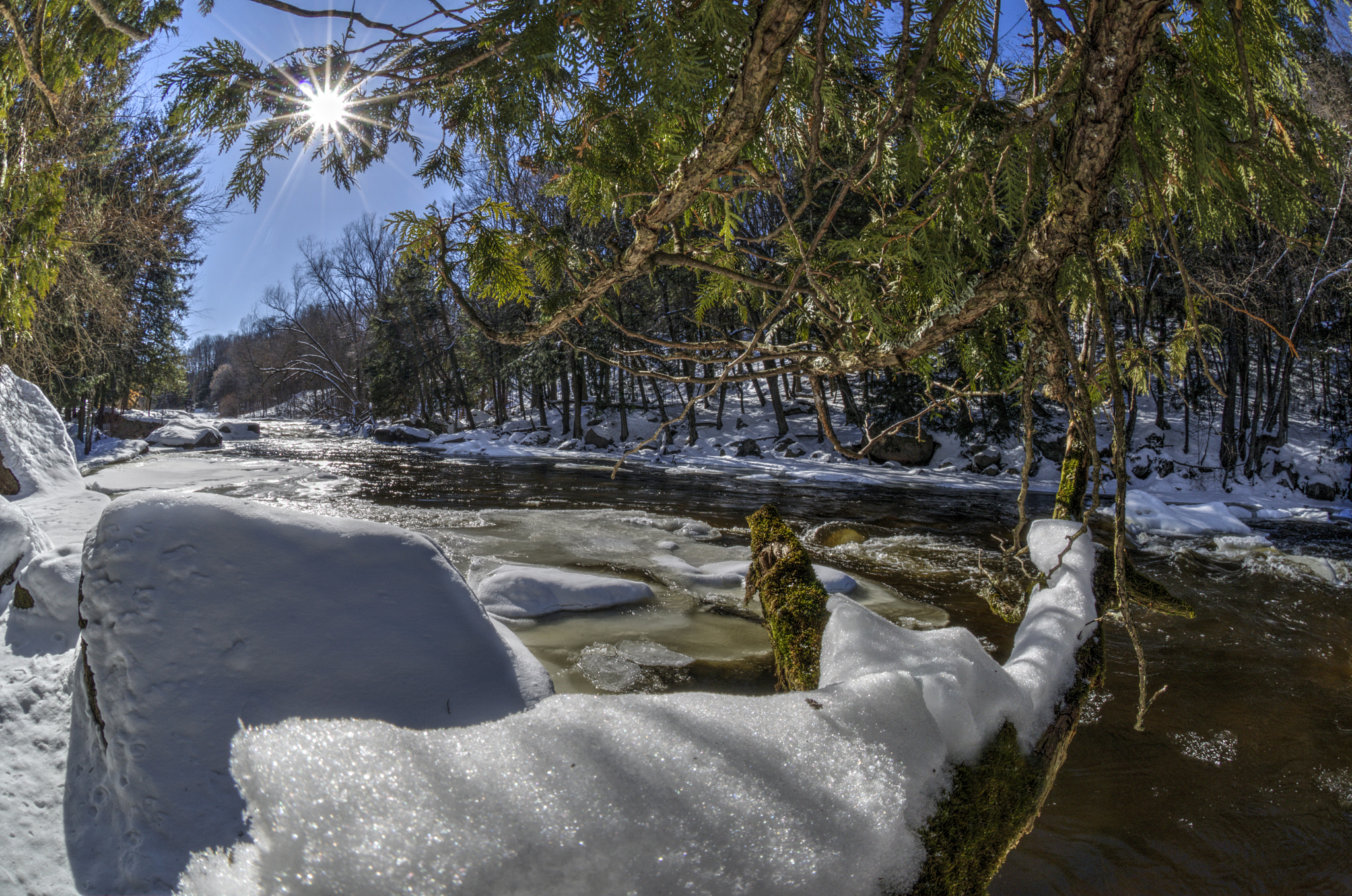 Nikon D5100 + Nikon AF DX Fisheye-Nikkor 10.5mm F2.8G ED sample photo. Embarass river thaw photography