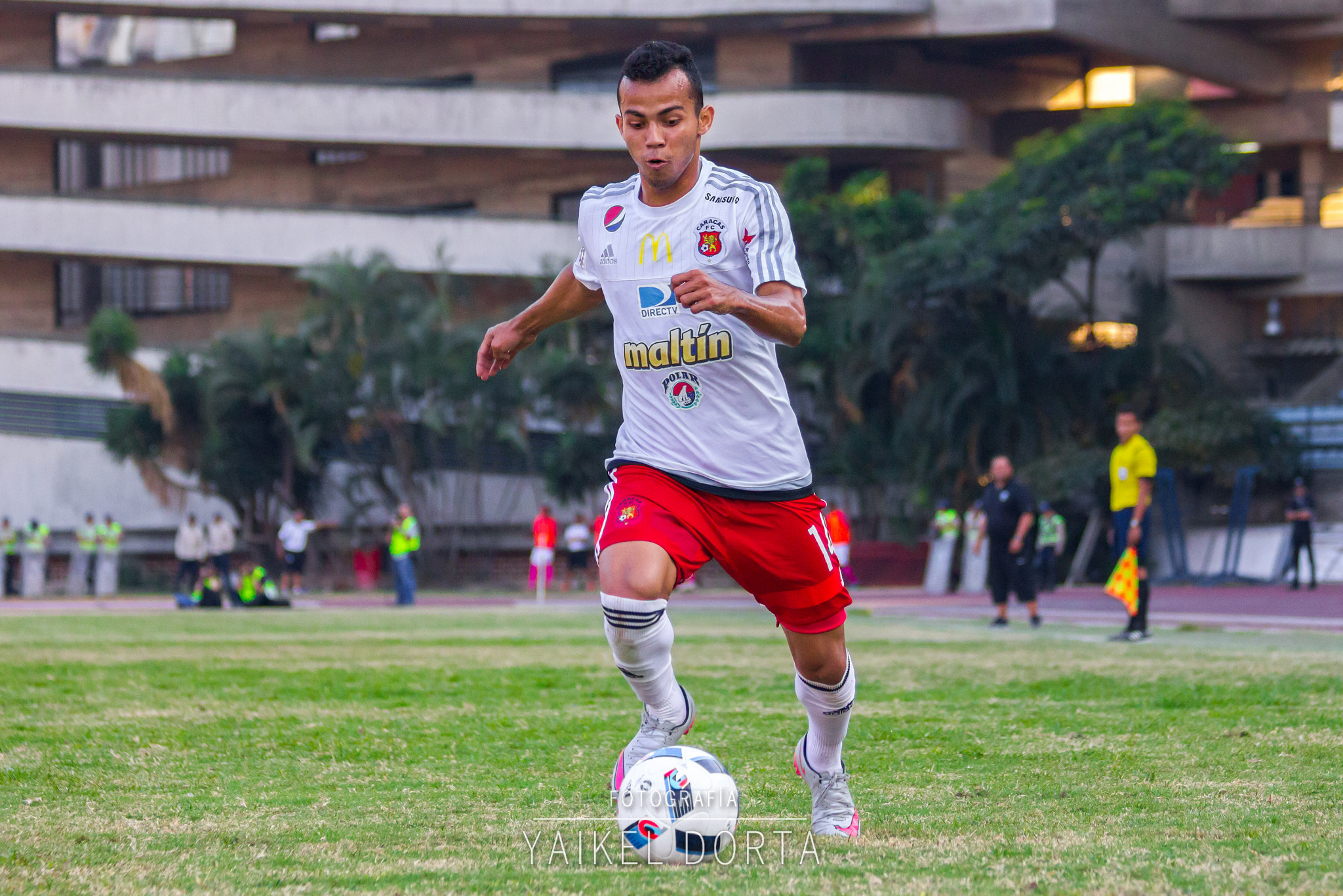 Canon EF 70-300mm F4-5.6 IS USM sample photo. Metropolitanos fc 1-1 caracas fc photography