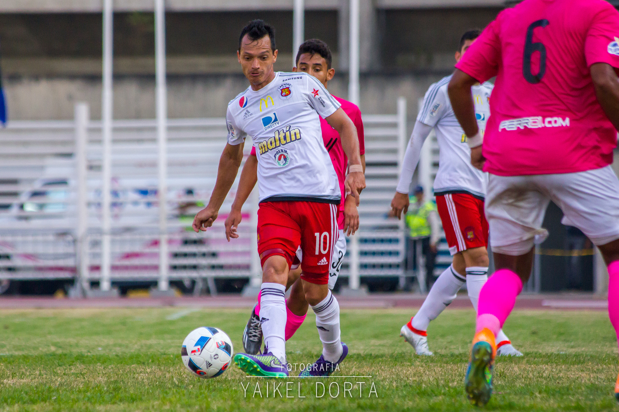 Canon EF 70-300mm F4-5.6 IS USM sample photo. Metropolitanos fc 1-1 caracas fc photography