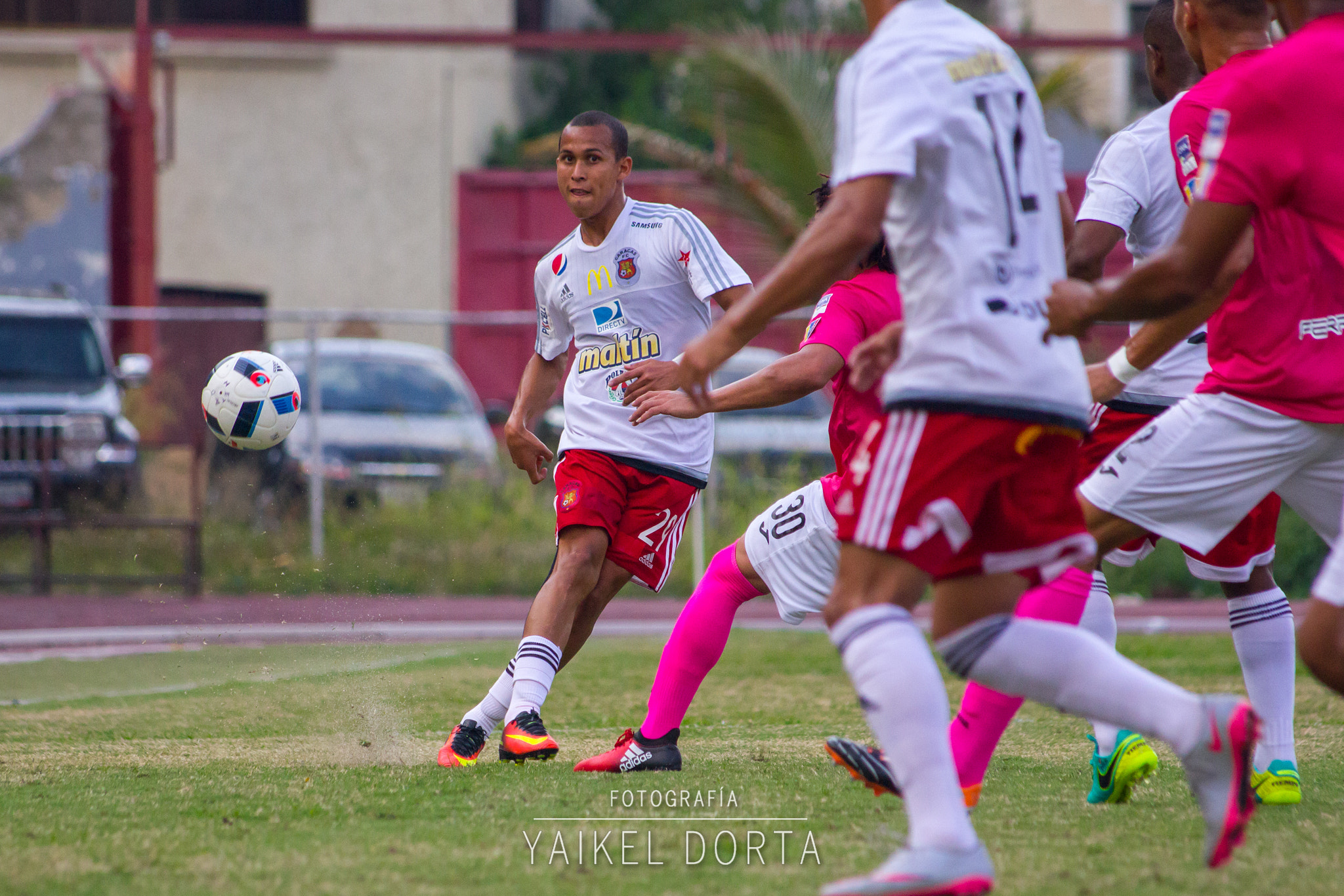 Canon EF 70-300mm F4-5.6 IS USM sample photo. Metropolitanos fc 1-1 caracas fc photography