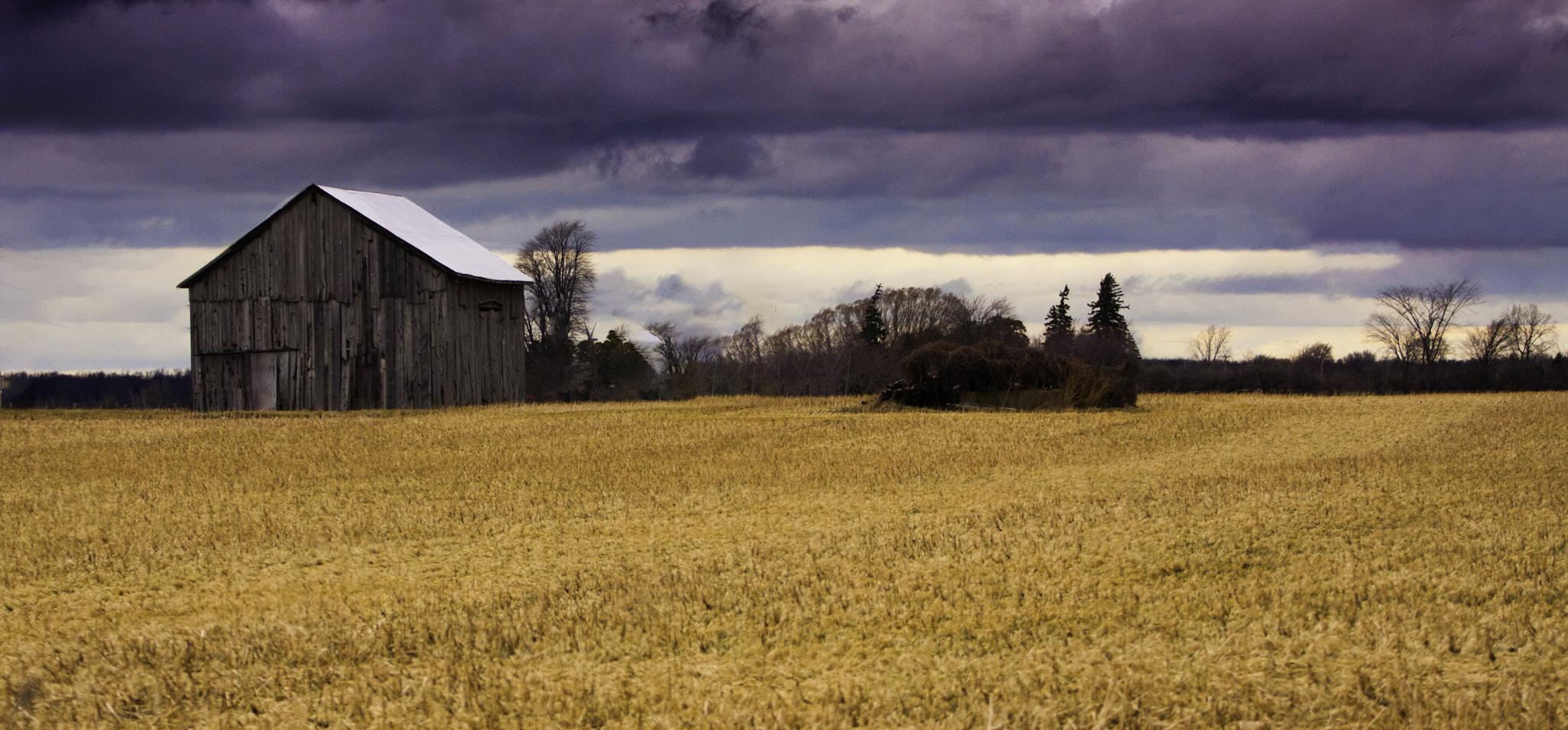 Canon EOS 40D + Canon EF 70-200mm F4L USM sample photo. Barn photography