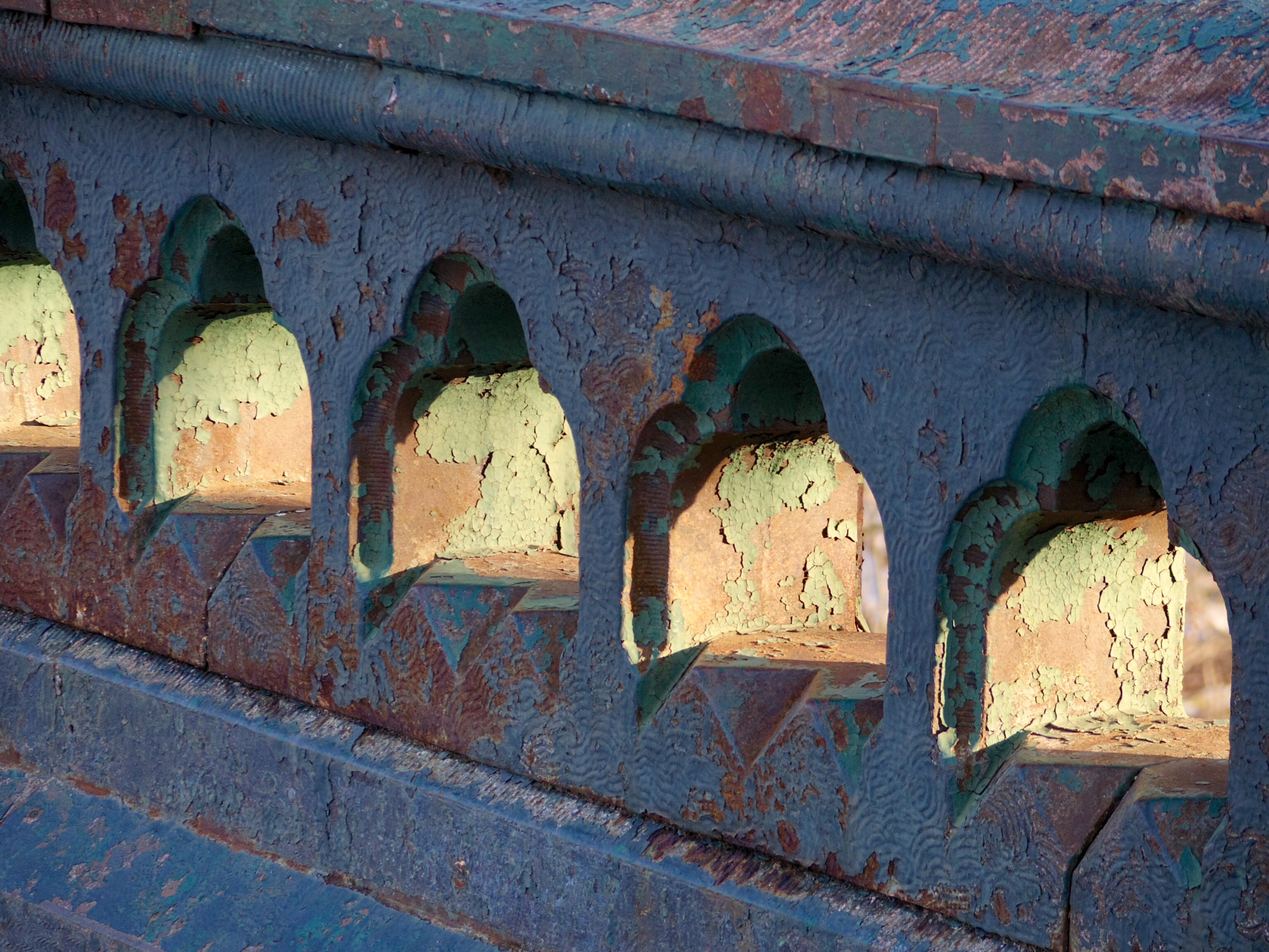 Pentax Q-S1 sample photo. Iron side photography