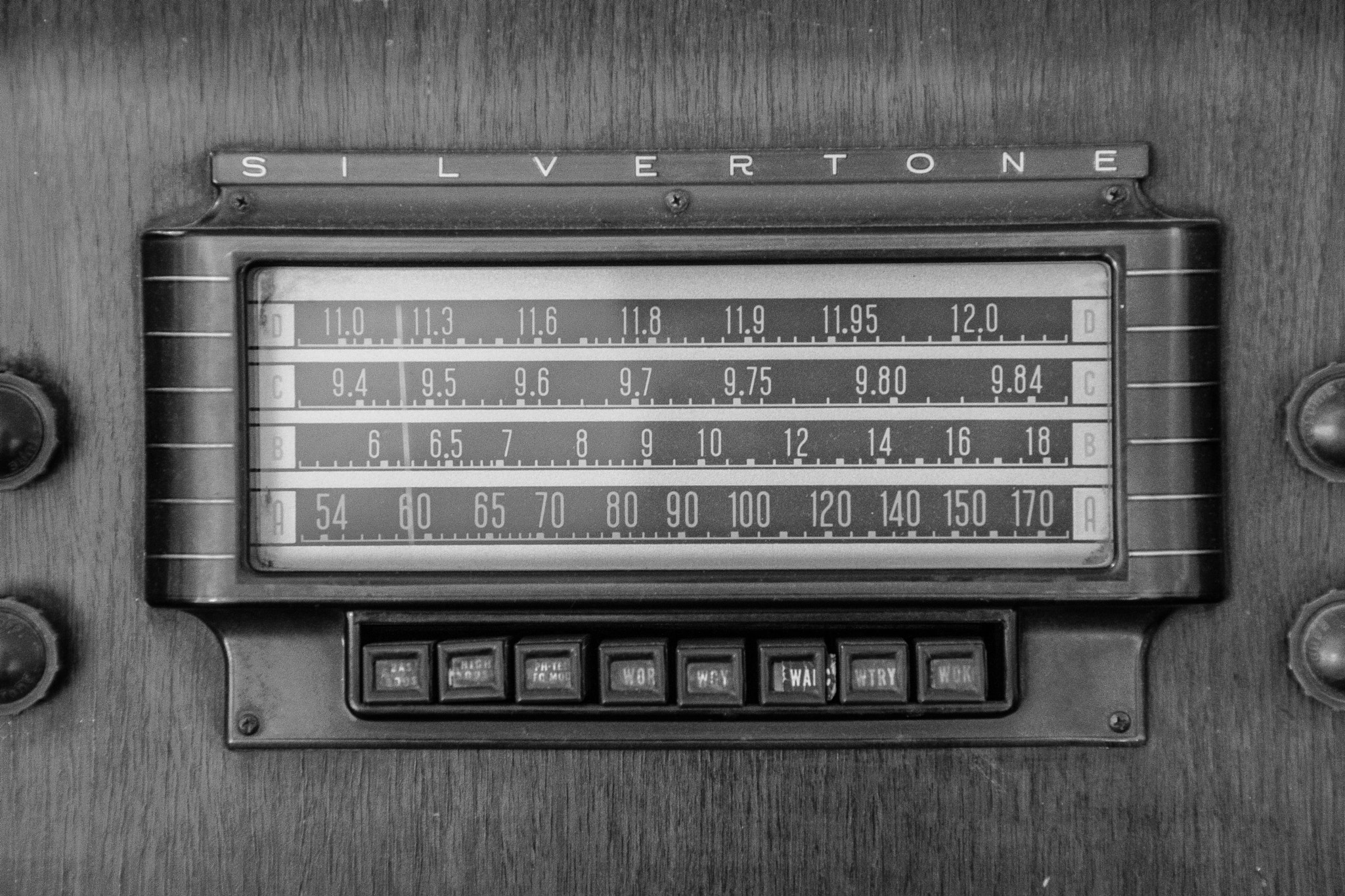 Tamron 16-300mm F3.5-6.3 Di II VC PZD Macro sample photo. B.t. (before tv) the radio photography