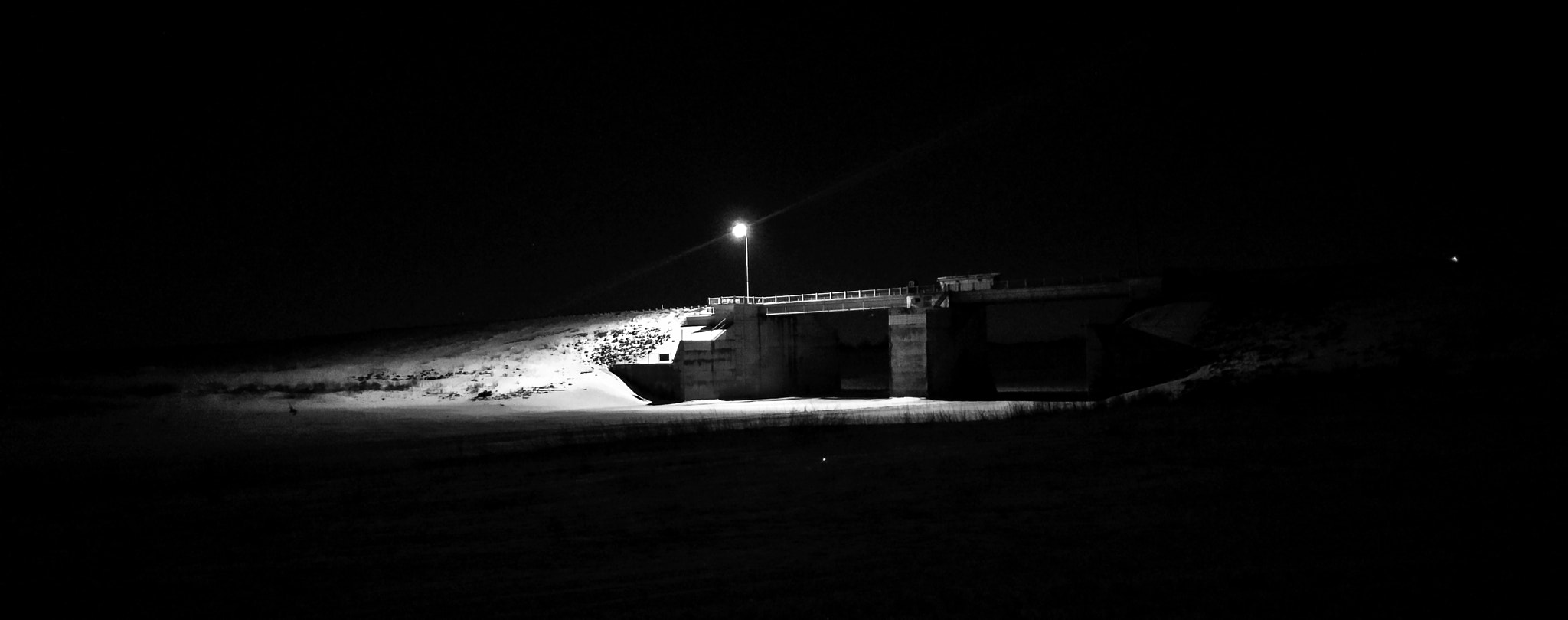 iPhone 7 Plus back camera 3.99mm f/1.8 sample photo. Fishing dam photography