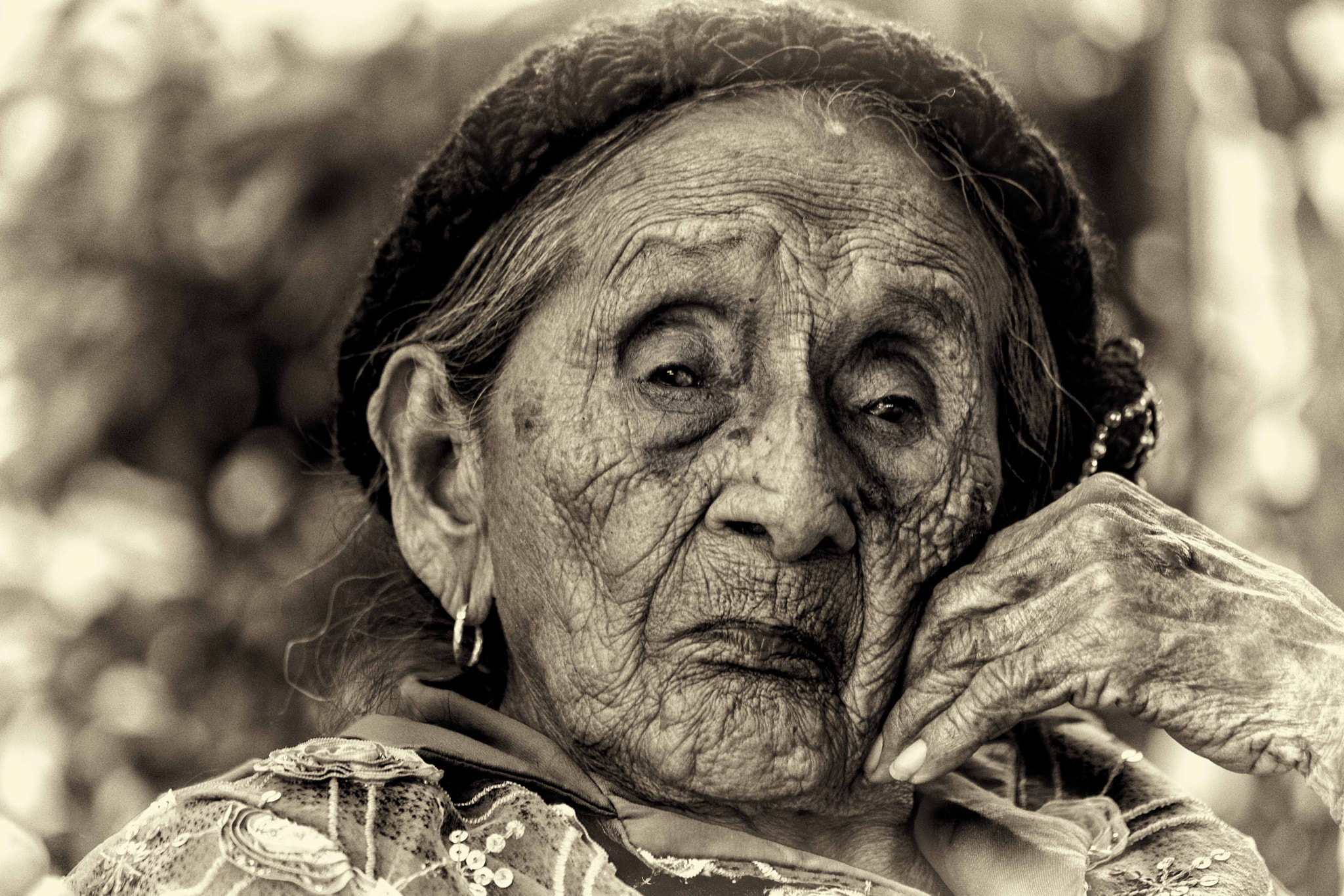 Canon EF 70-300mm F4-5.6 IS USM sample photo. Doña catalina a sus 110 años de edad photography
