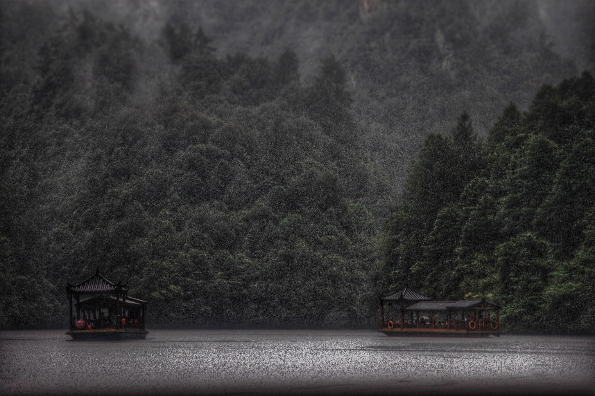 Canon EF 35-105mm f/3.5-4.5 sample photo. Boats of the lake #2 photography