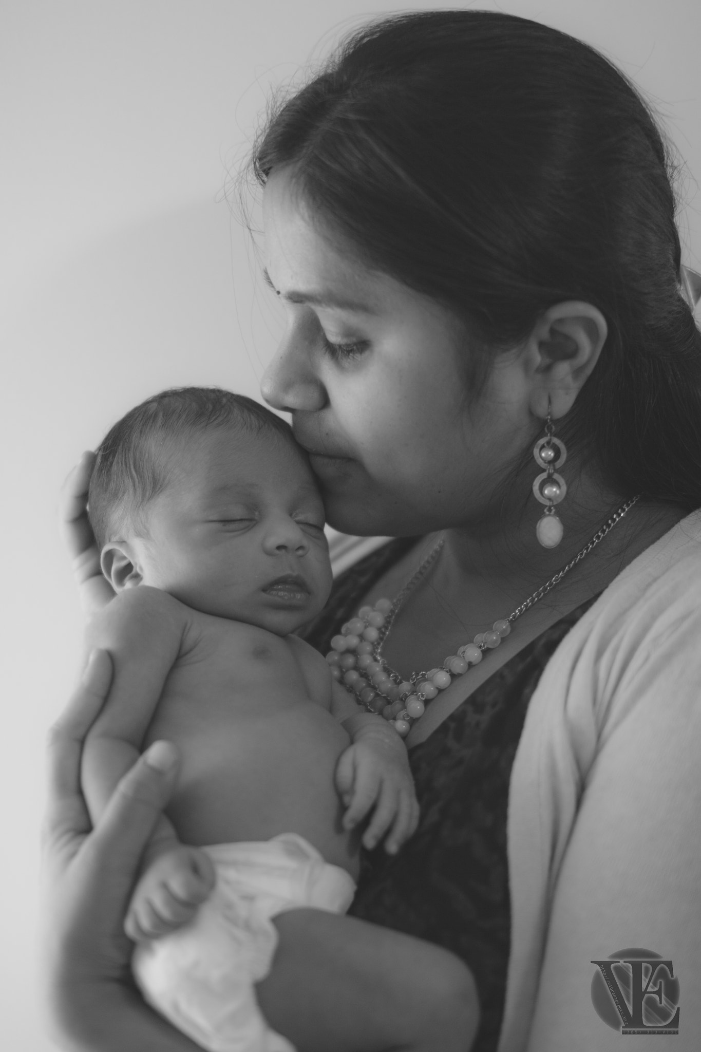 Sigma 50mm F1.4 EX DG HSM sample photo. Mommy loves me the most! photography