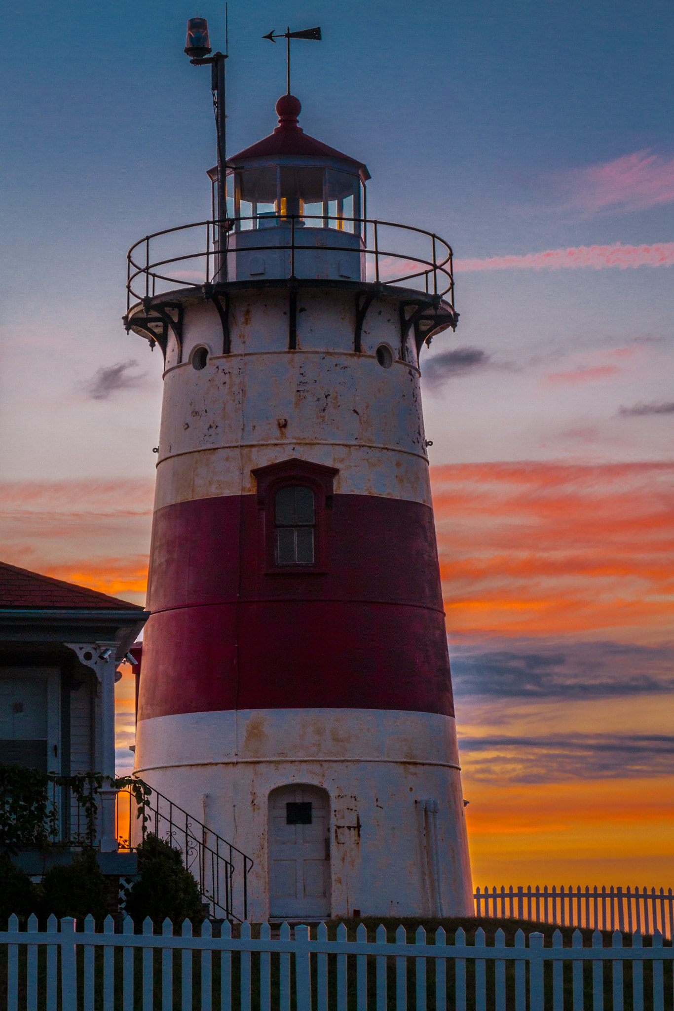 Canon EOS 7D sample photo. Stratford point lighthouse photography