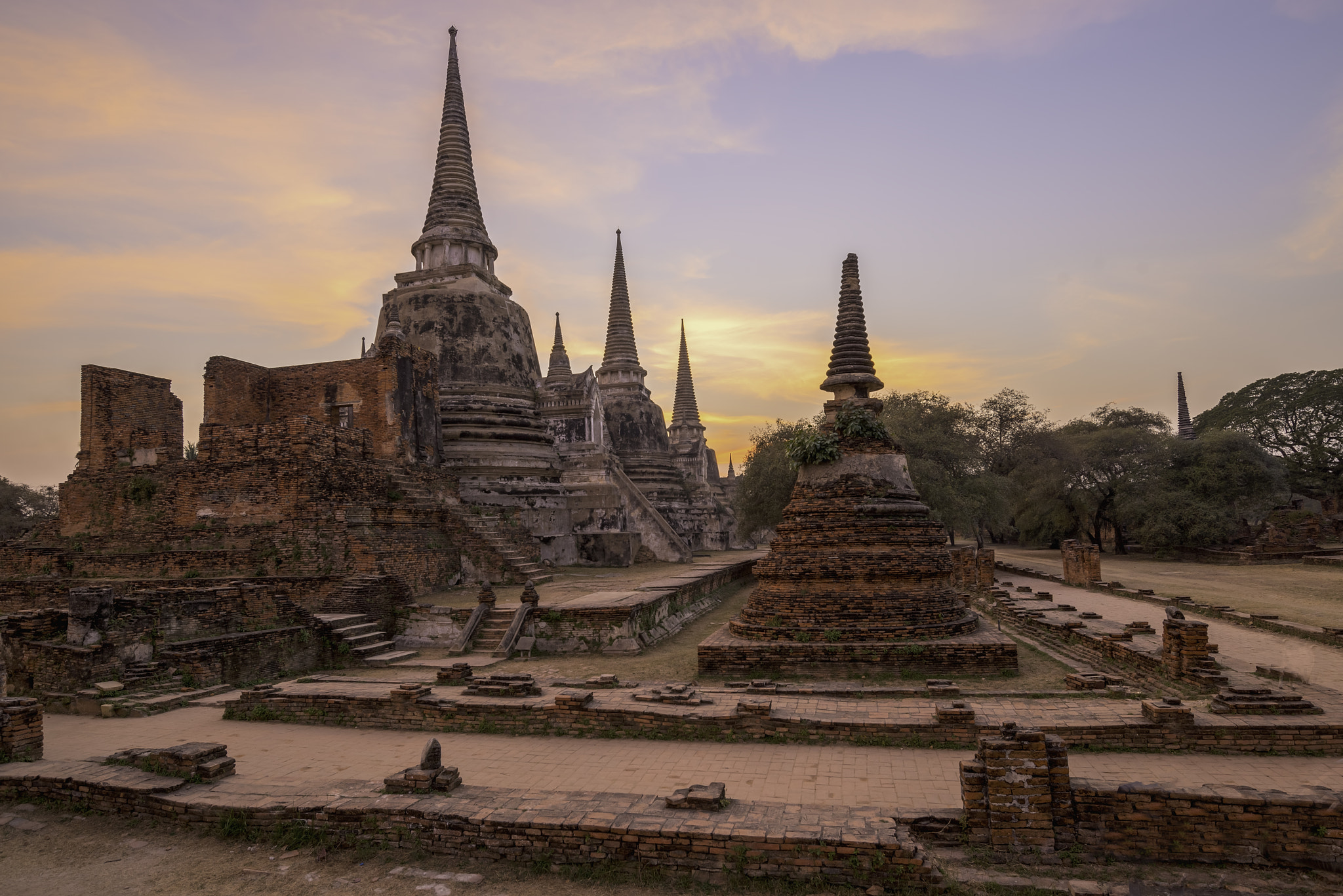 Nikon D800 + Nikon AF-S Nikkor 18-35mm F3.5-4.5G ED sample photo. Pagoda at wat phra sri sanphet temple is world heritage, ayuttha photography