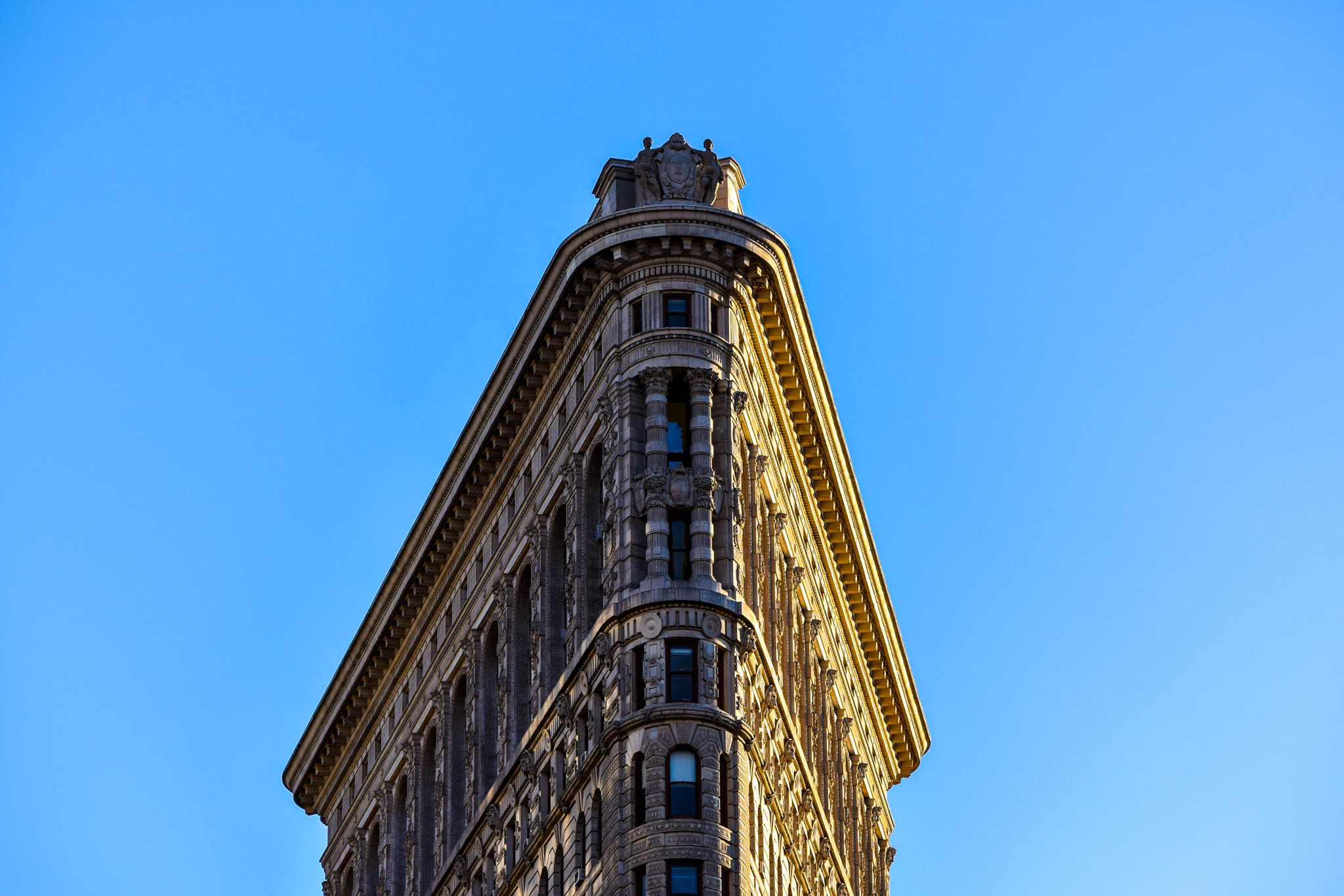 Nikon D5600 sample photo. Flatiron at dusk photography