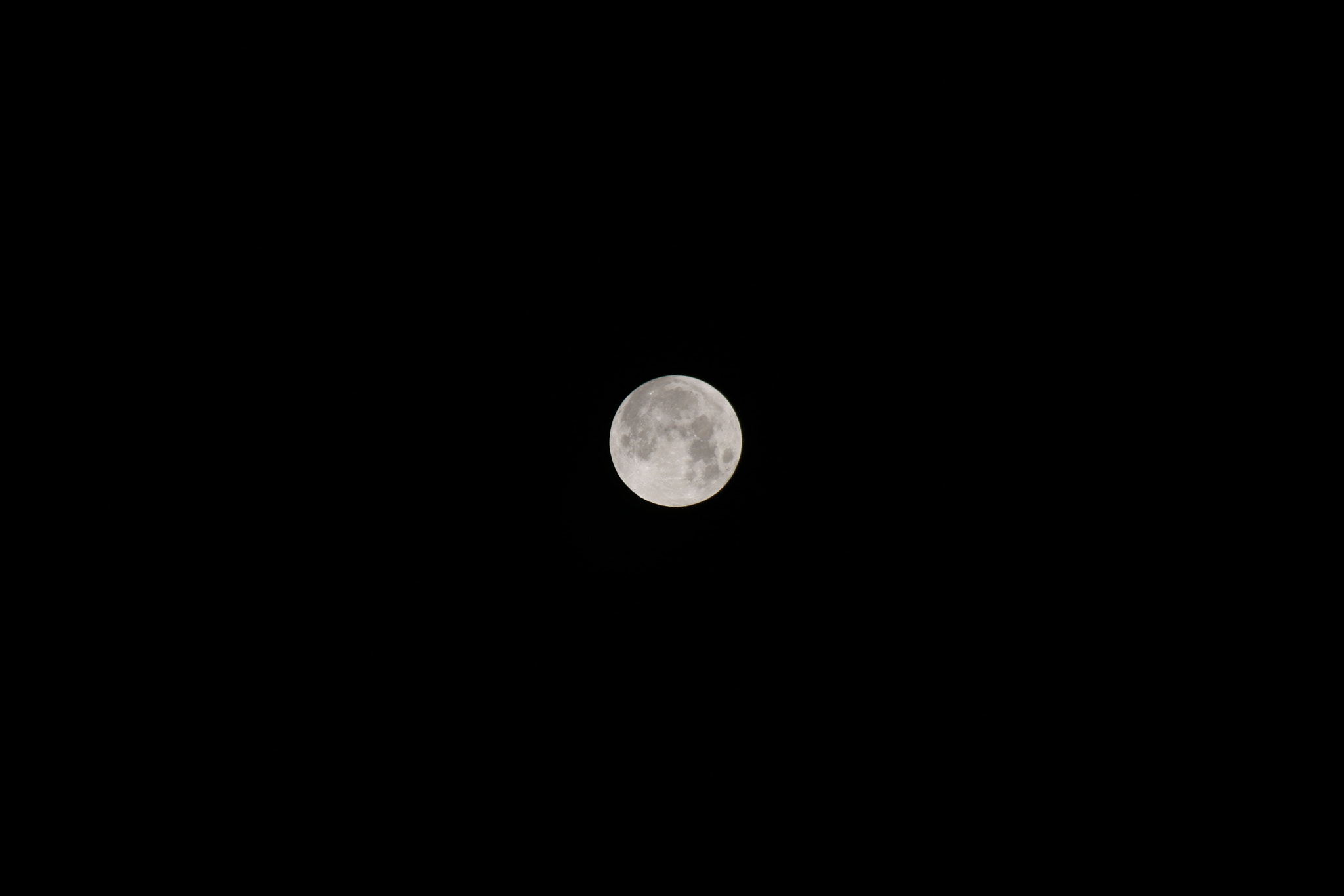 Sigma 18-250mm F3.5-6.3 DC OS HSM sample photo