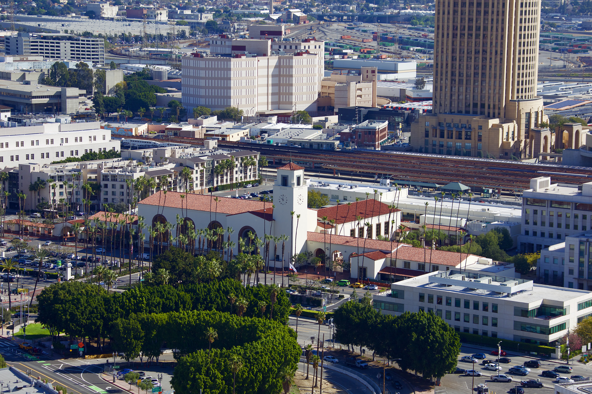 Canon EF 28-300mm F3.5-5.6L IS USM sample photo. La union station photography