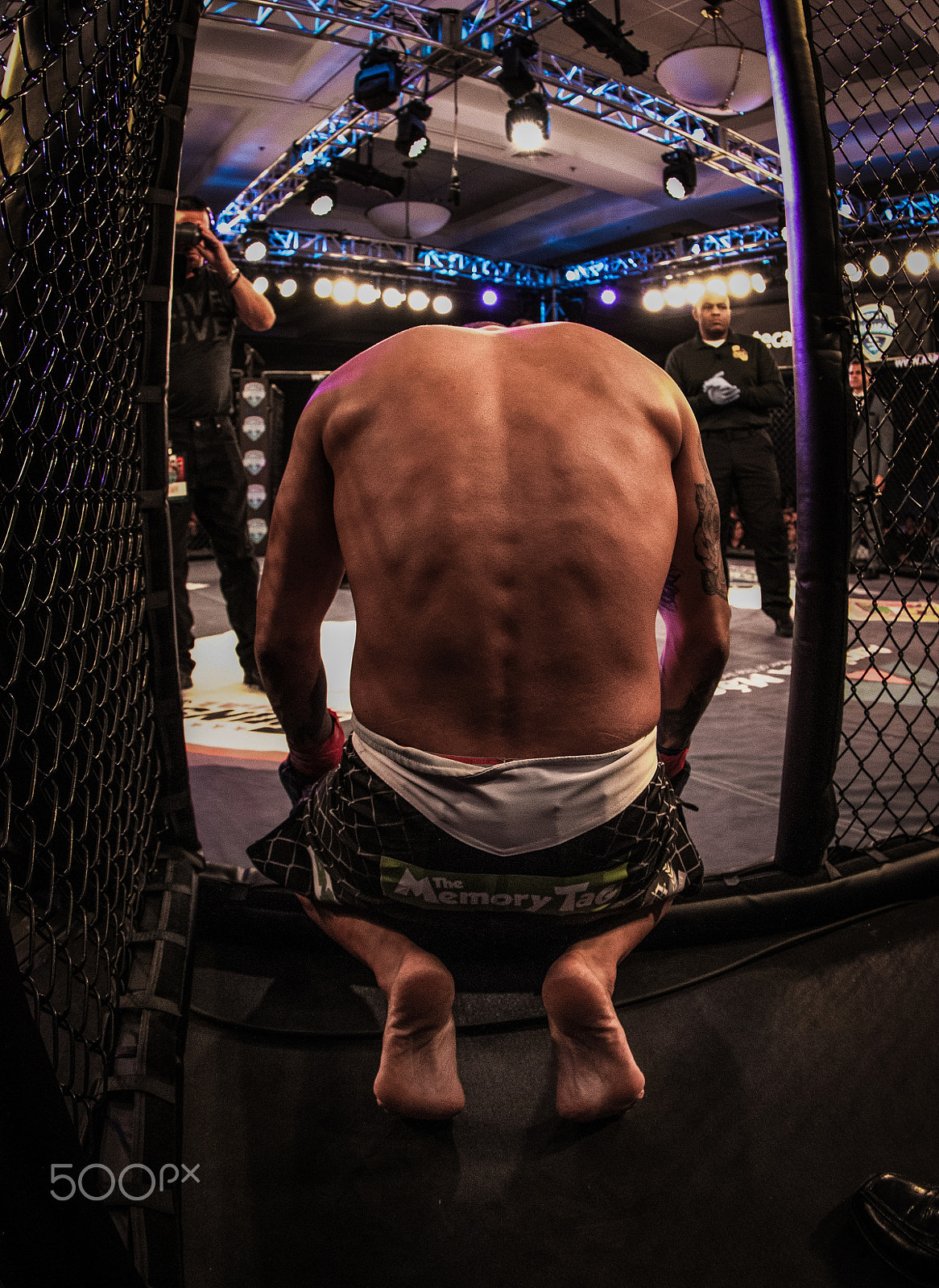Canon EF 8-15mm F4L Fisheye USM sample photo. Praying before the fight photography