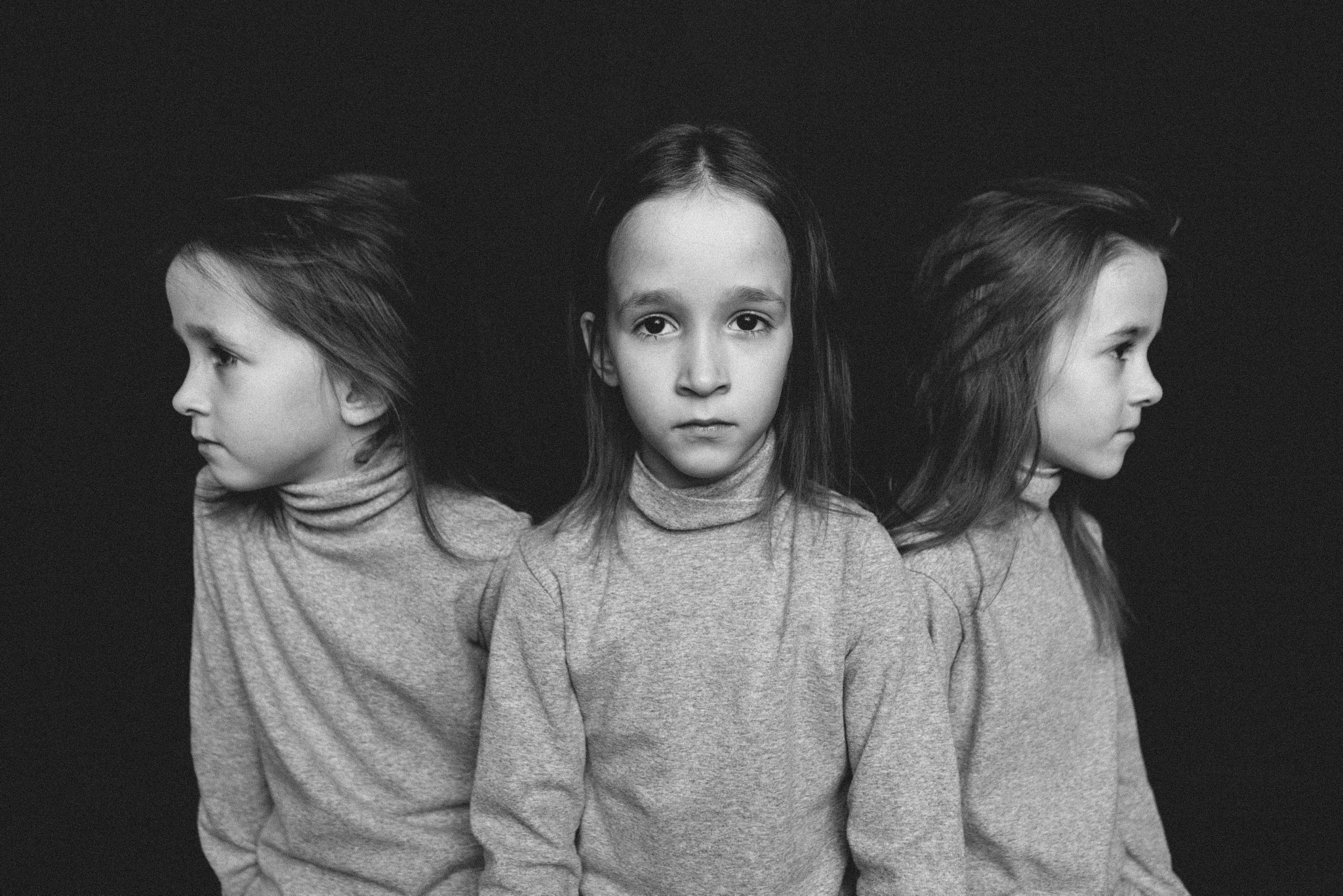 Sony FE 28mm F2 sample photo. Triplets photography