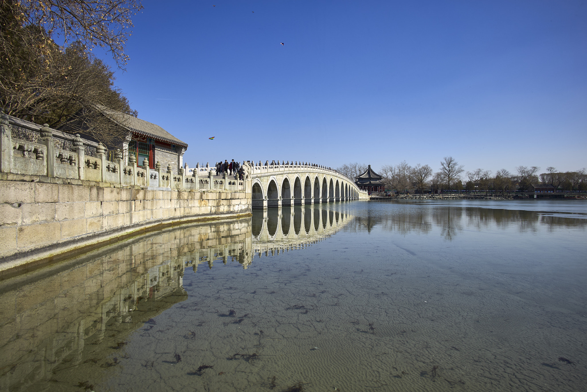 Leica M (Typ 240) + Leica Summilux-M 21mm F1.4 Asph sample photo. Seventeen arch bridge photography