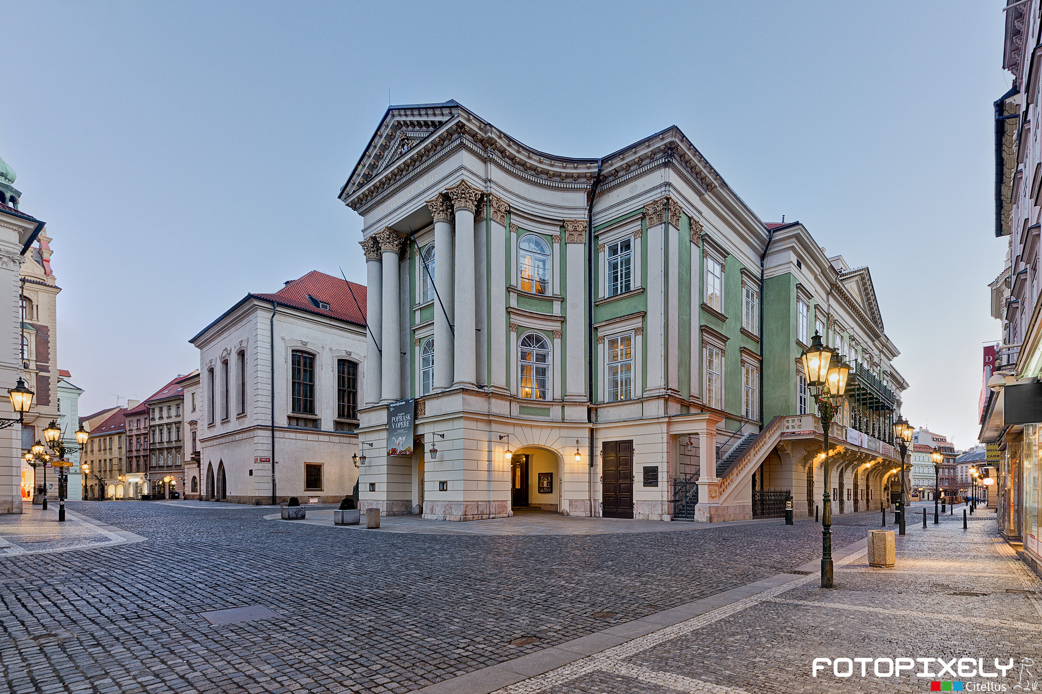 Sigma 12-24mm F4.5-5.6 II DG HSM sample photo. Praha po ránu / prague in the morning photography