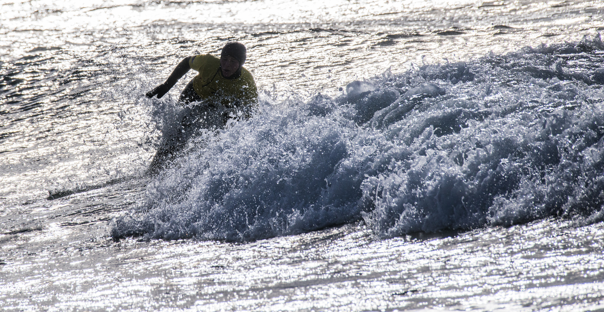 Nikon D800 + Sigma 150-600mm F5-6.3 DG OS HSM | S sample photo. Winter surf photography