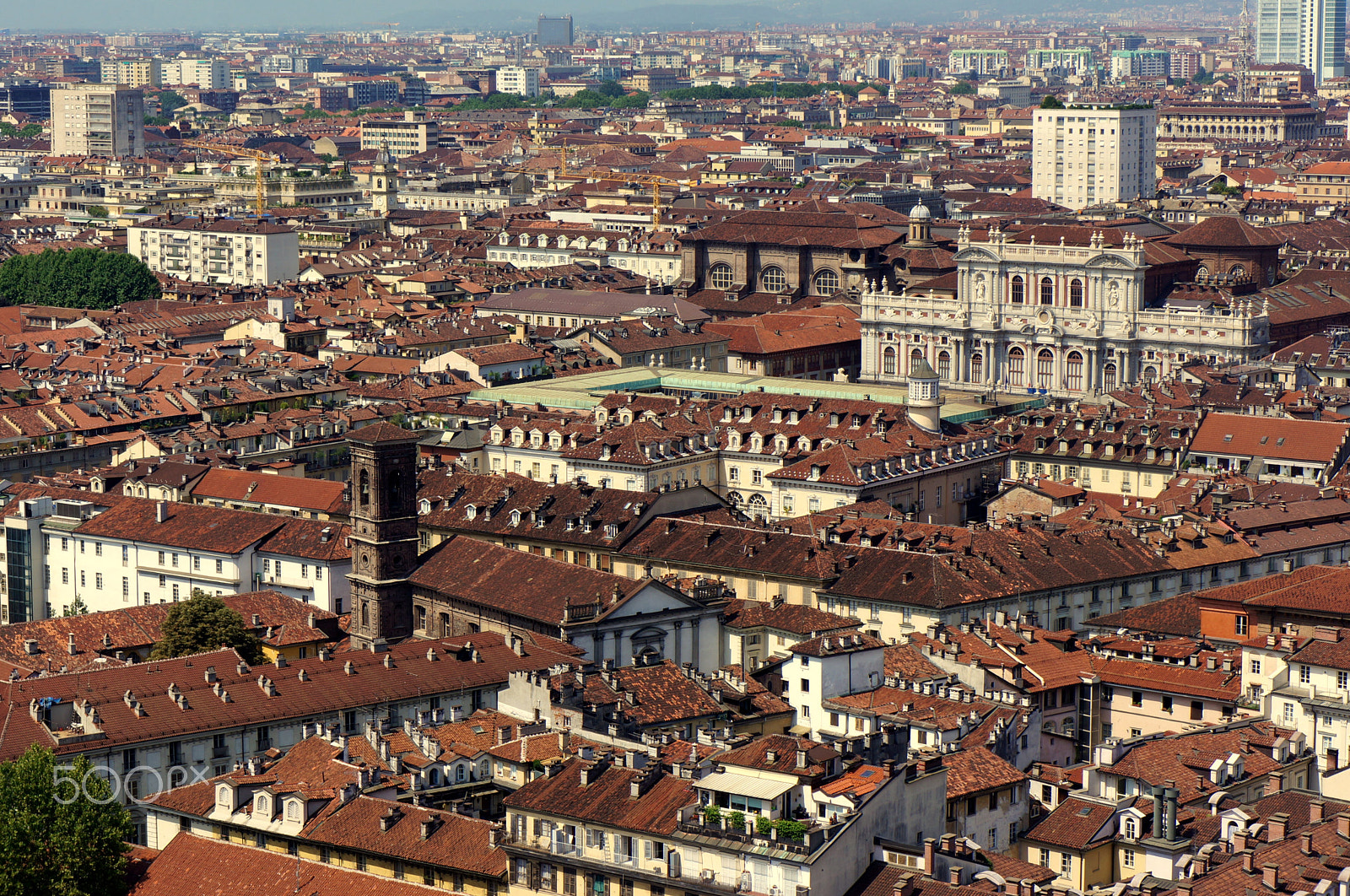 Sony FE 28-70mm F3.5-5.6 OSS sample photo. Torino city center photography