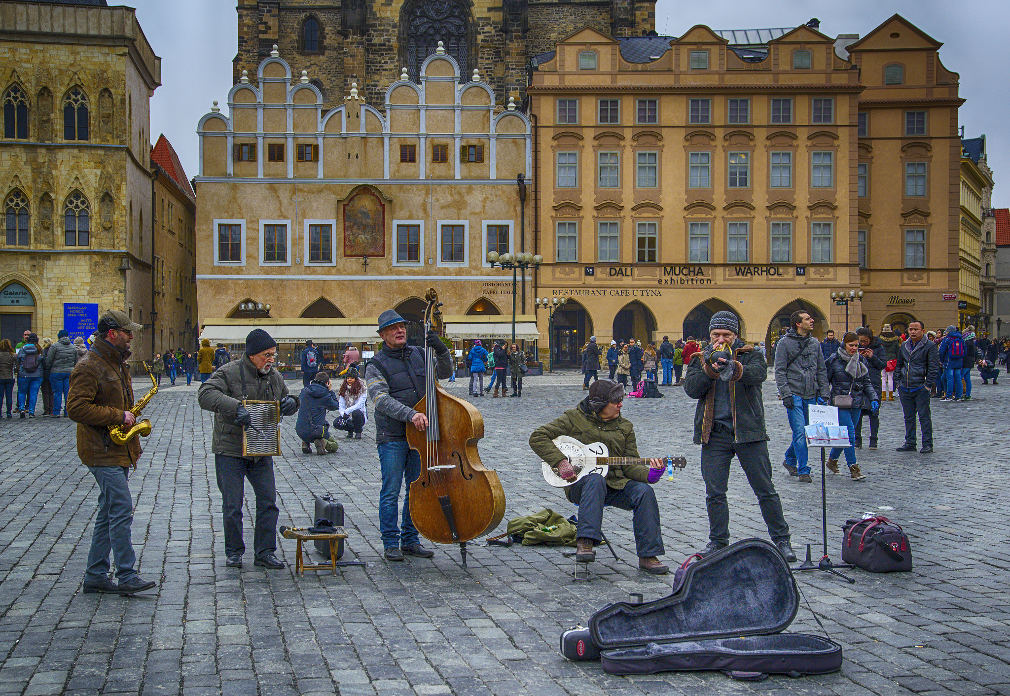 Nikon D610 + Sigma 24-105mm F4 DG OS HSM Art sample photo. Music in prague photography