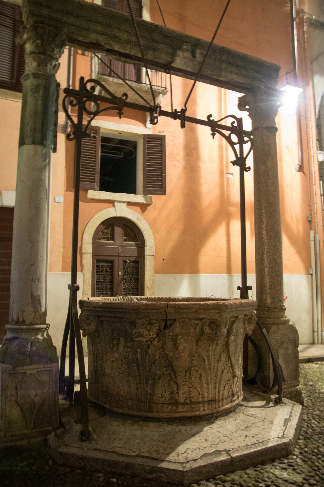 Canon EOS 760D (EOS Rebel T6s / EOS 8000D) sample photo. Verona centro photography