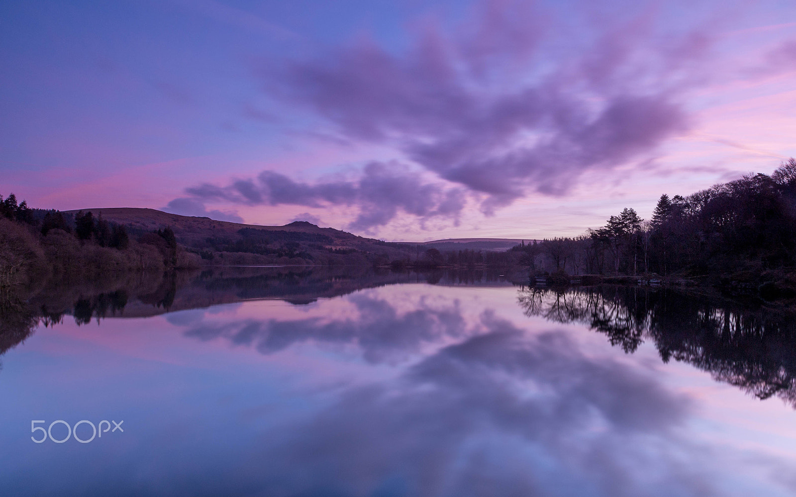 Canon EOS 100D (EOS Rebel SL1 / EOS Kiss X7) sample photo. Purple sky over burrator photography