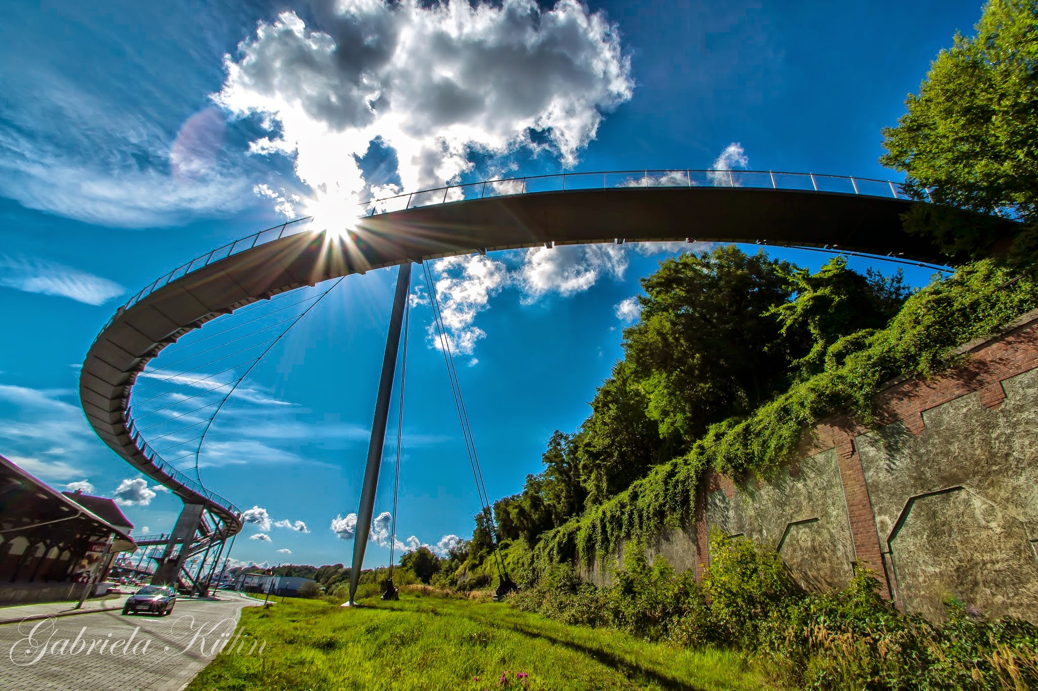 Sigma 10-20mm F3.5 EX DC HSM sample photo. Sassnitz_fussgaengerbruecke_vom_hafen photography