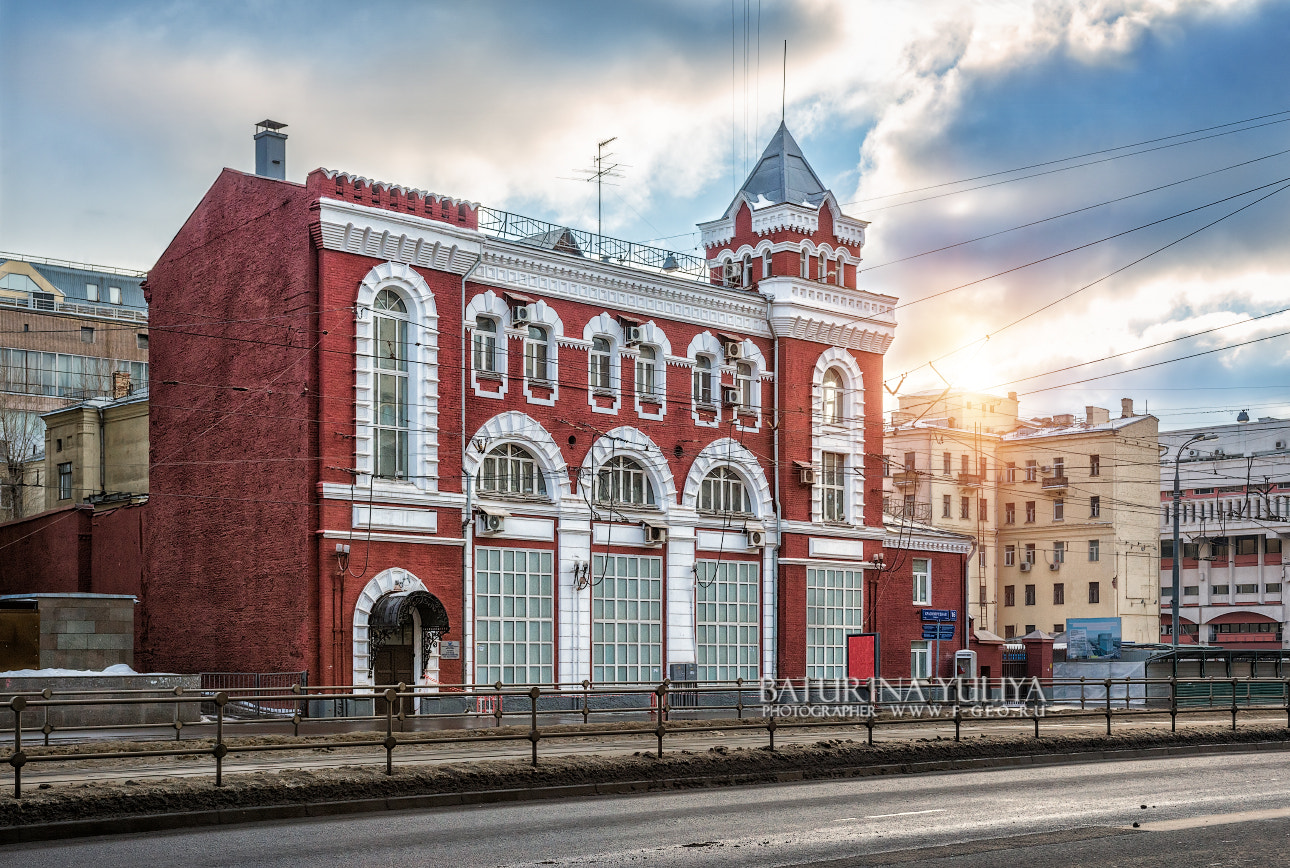 Nikon D800 + Nikon AF-S Nikkor 28-70mm F2.8 ED-IF sample photo. Electric tram substation photography