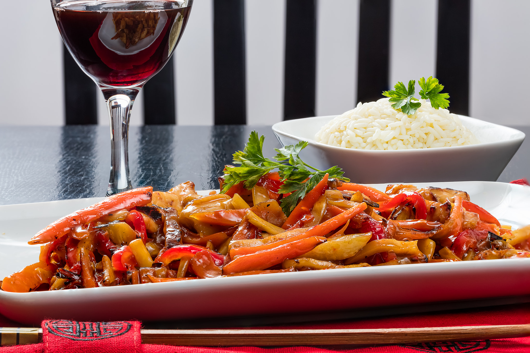 Canon EF 100mm F2.8L Macro IS USM sample photo. Asian chicken photography
