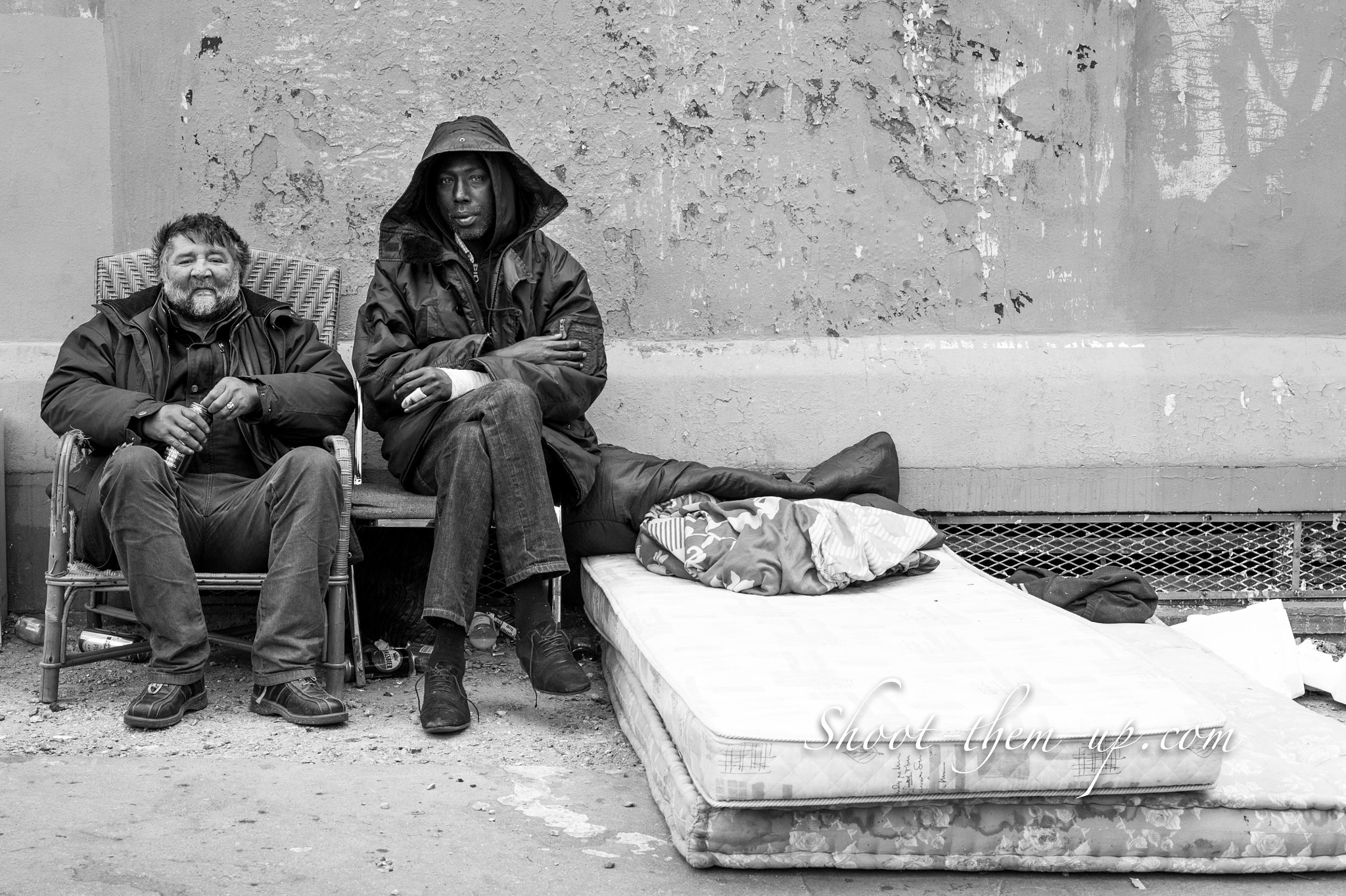 Nikon D4S + Nikon AF-S Nikkor 50mm F1.8G sample photo. Ménilmontant homeless photography