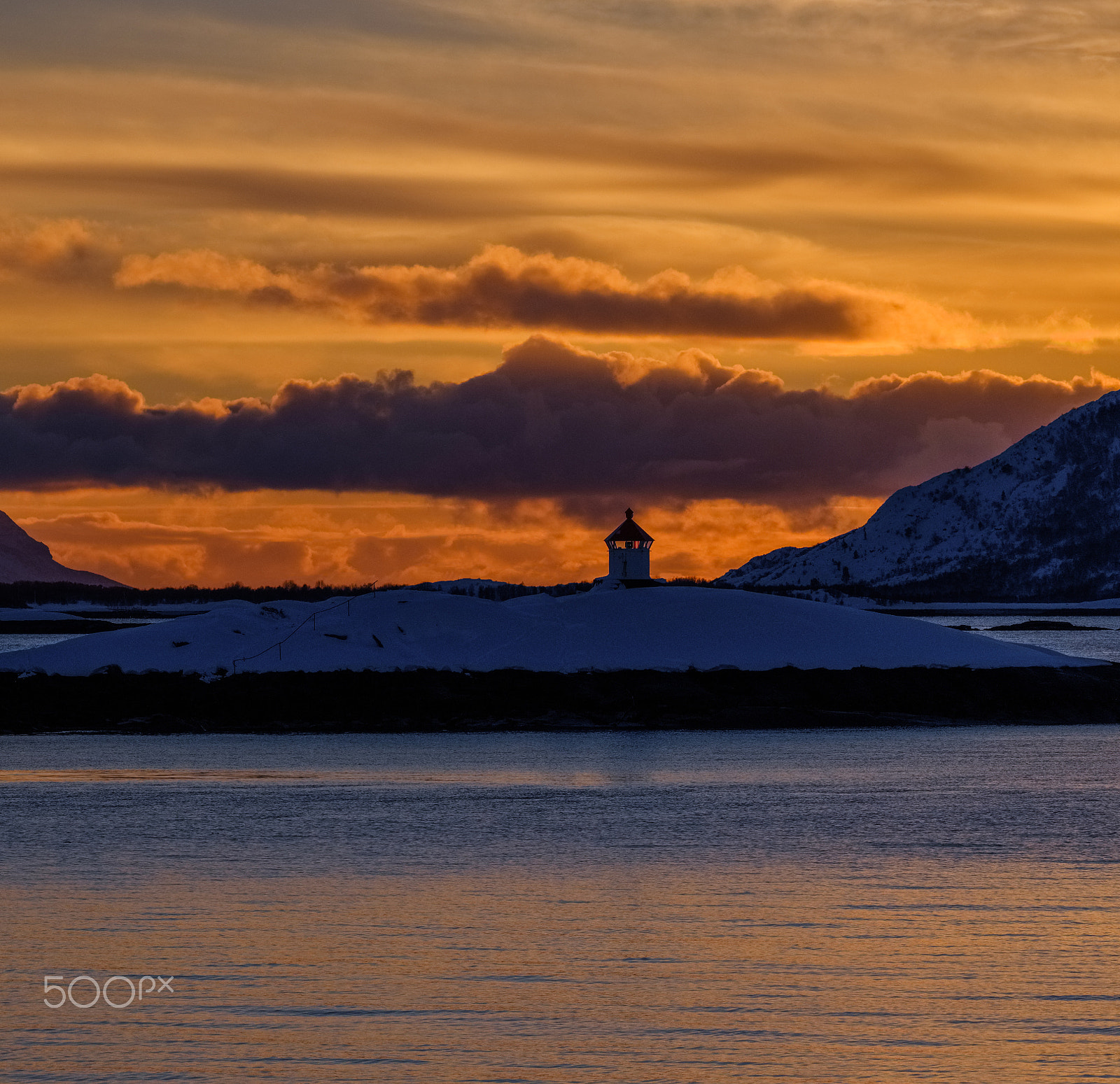 Fujifilm XF 100-400mm F4.5-5.6 R LM OIS WR sample photo. Cloudy deep sunset photography