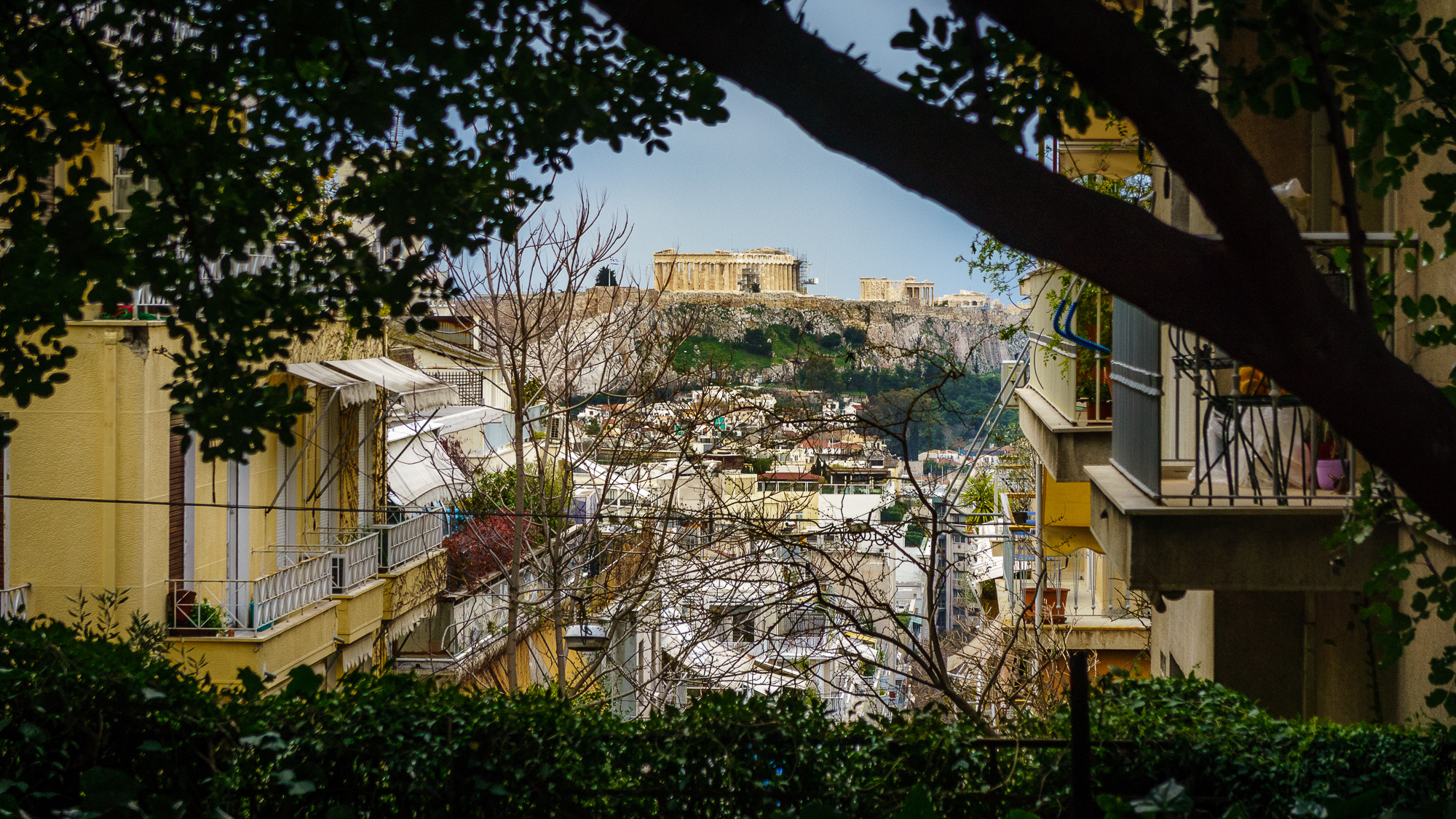 Sony Alpha NEX-7 + Sony E 18-55mm F3.5-5.6 OSS sample photo. Athens greece photography
