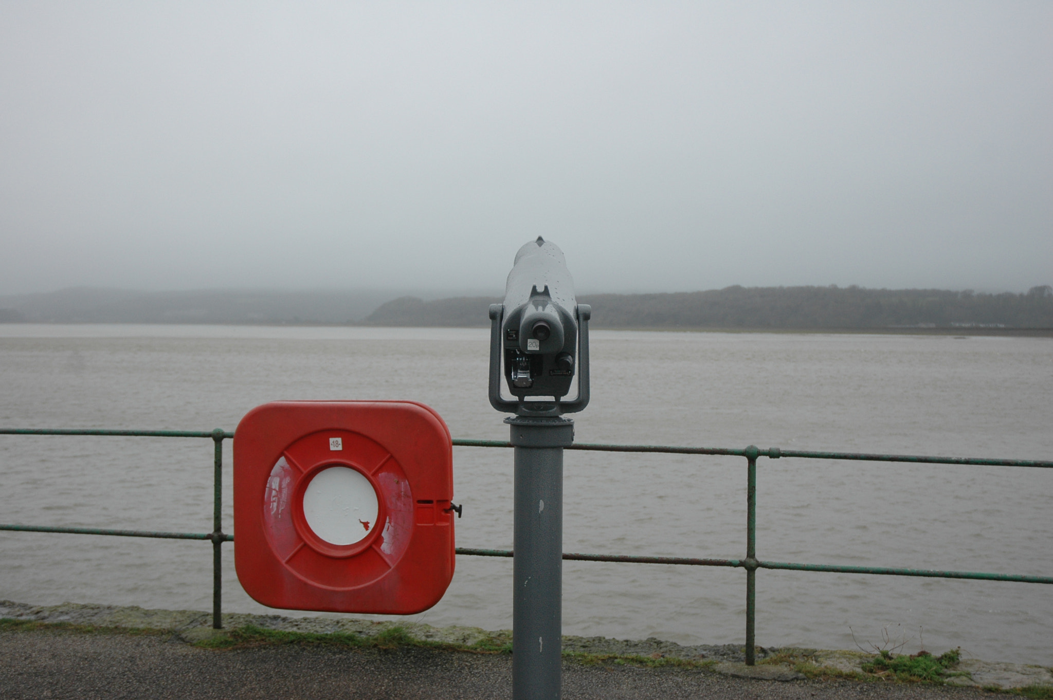 Nikon D70s sample photo. Not so great view - arnside uk photography