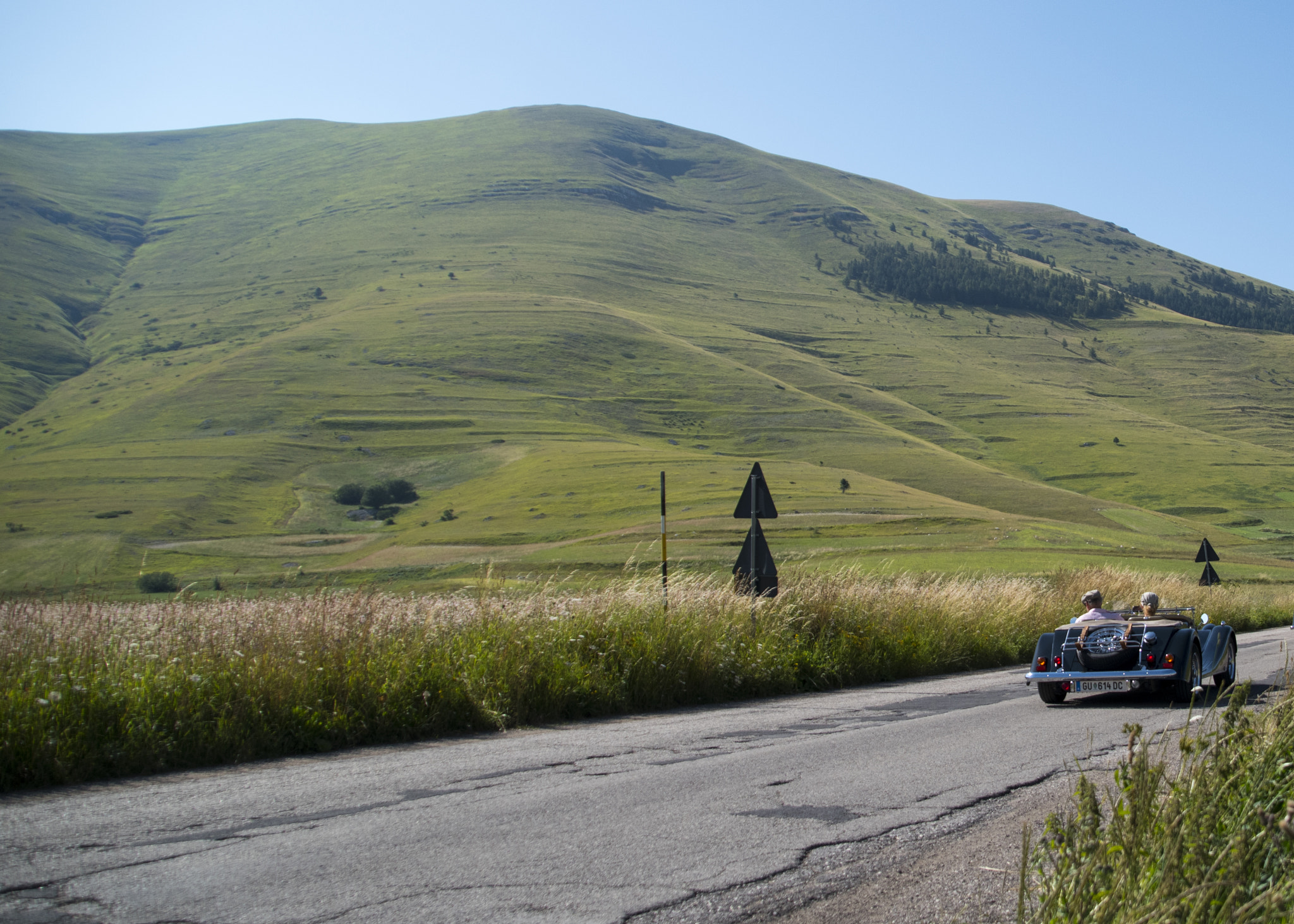 Nikon D5500 sample photo. Driving vintage photography