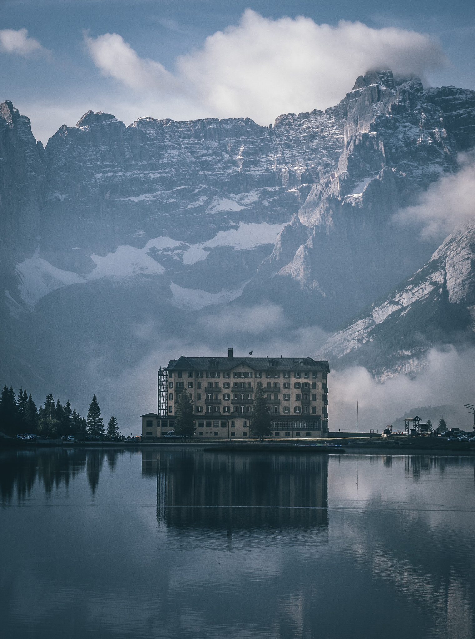 Sony ILCA-77M2 sample photo. Mornings at misurina. photography