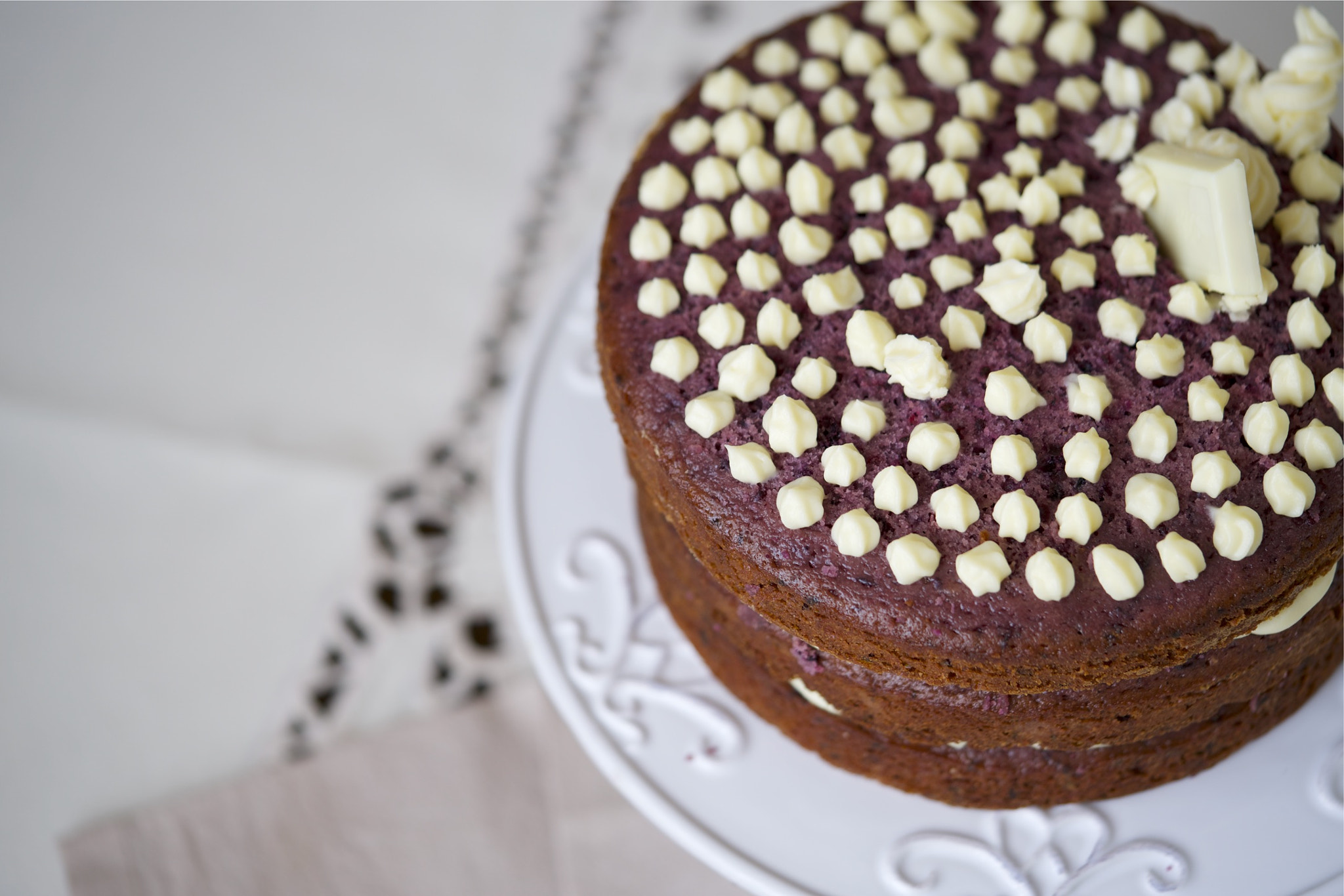 Sony a7R II + Sony FE 90mm F2.8 Macro G OSS sample photo. A cake with a name, the black man, old school russ ... photography