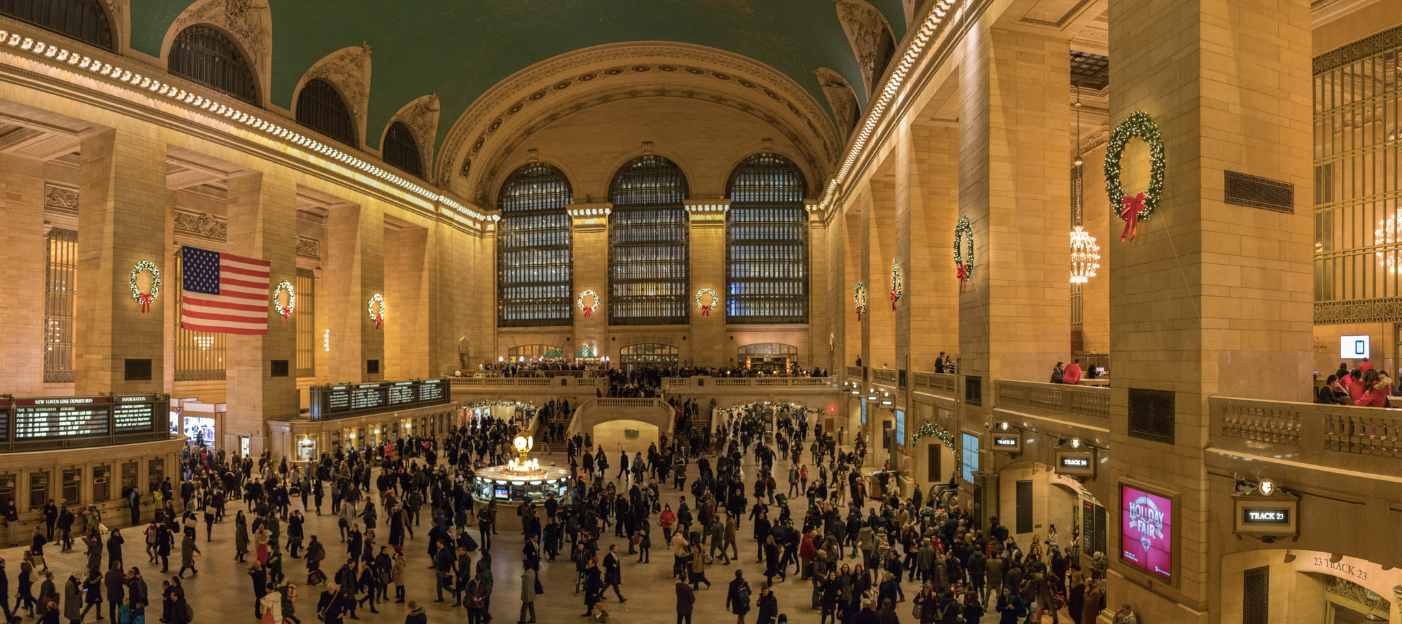 Canon EOS 80D sample photo. Christmas in the grand central terminal photography