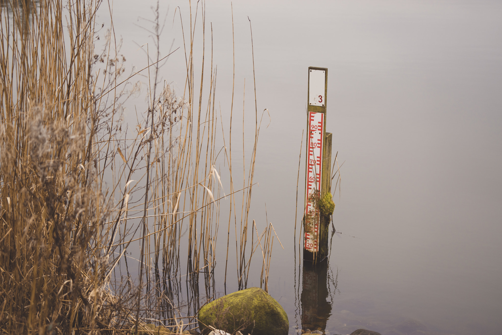 Sony 70-400mm F4-5.6 G SSM II sample photo. Measure device in a lake photography