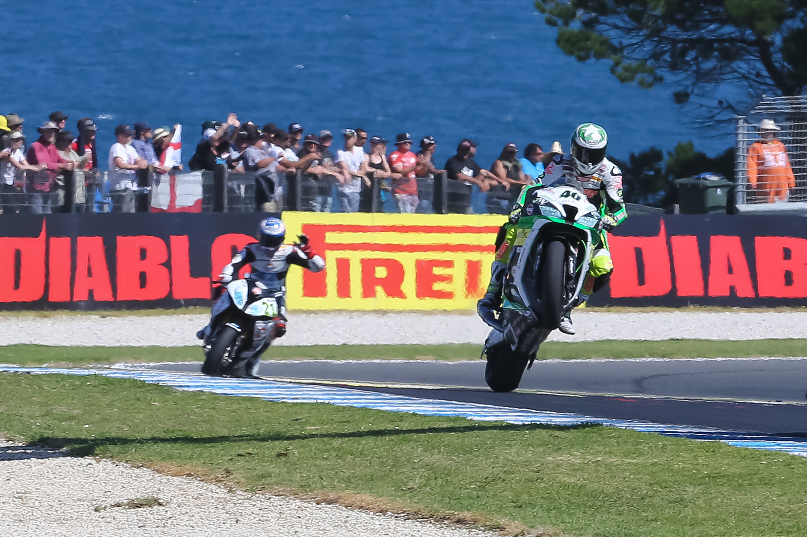 Canon EF 300mm F2.8L IS II USM sample photo. Wsbk phillip island 2017 photography