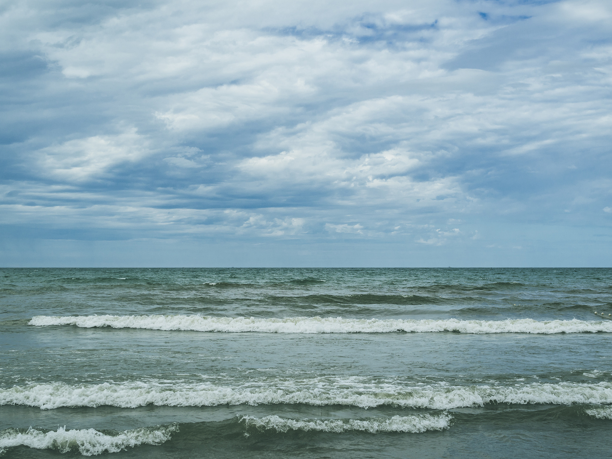 Sigma 30mm F2.8 DN Art sample photo. The sea. photography