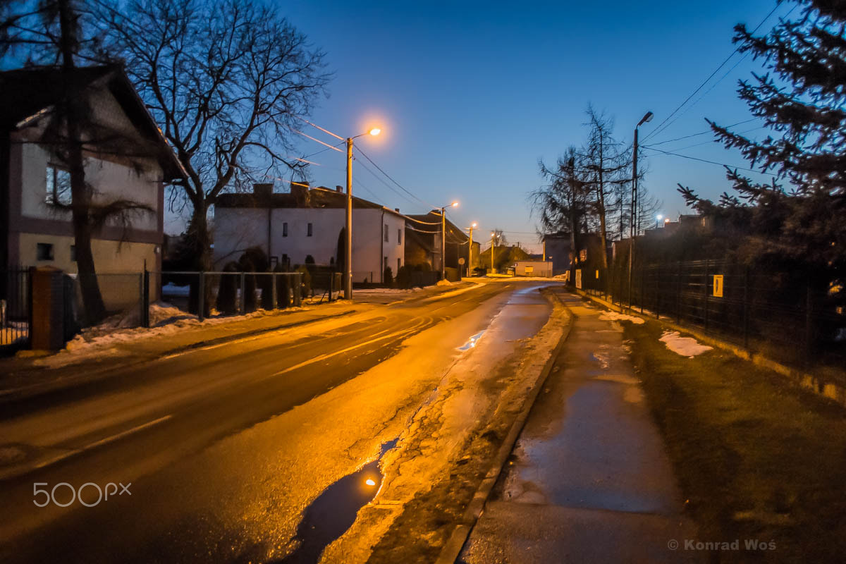 Fujifilm X-E1 + Fujifilm XF 18mm F2 R sample photo. Ulica graniczna photography