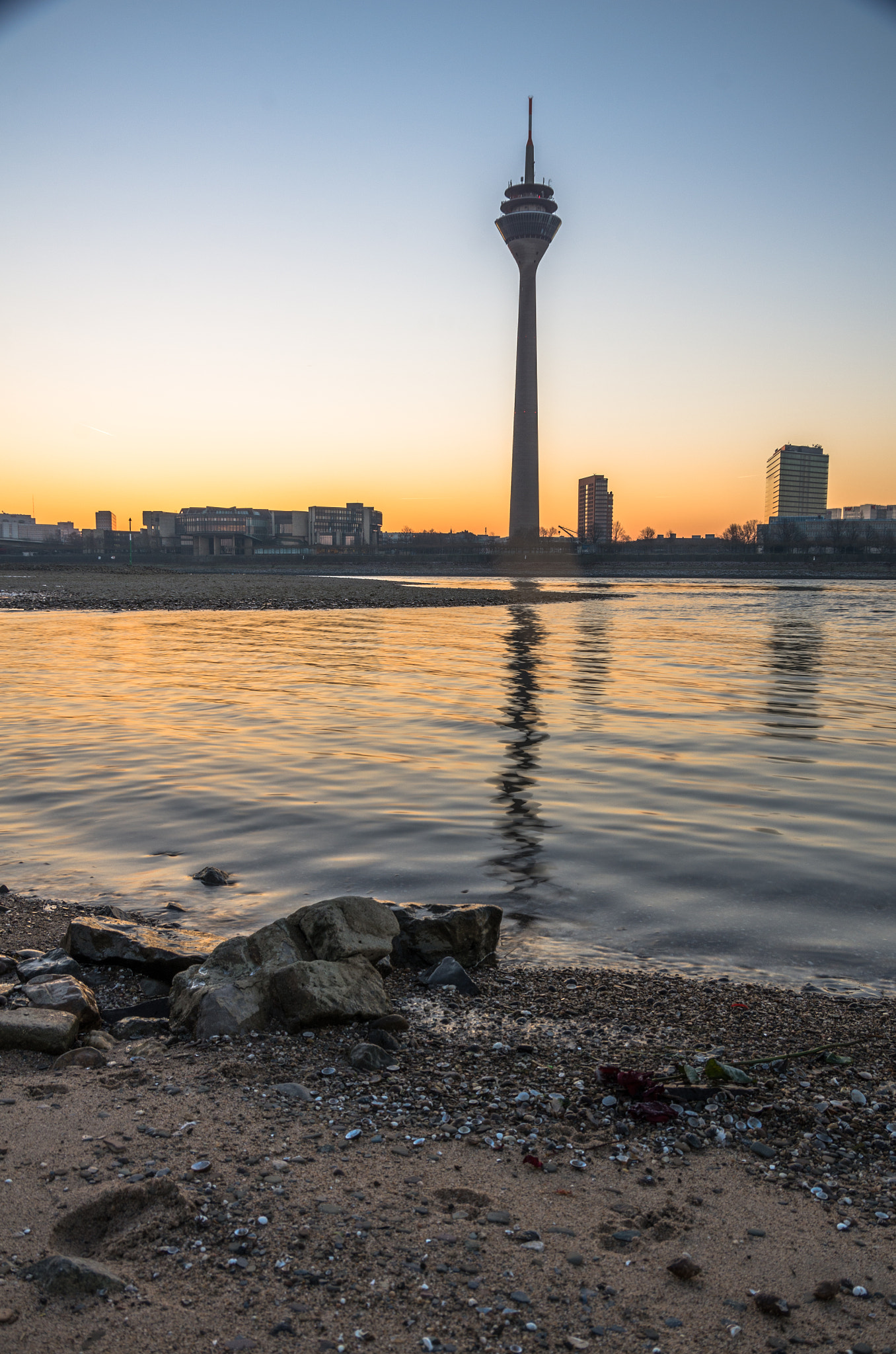 Pentax K-5 II sample photo. Sunny morning photography