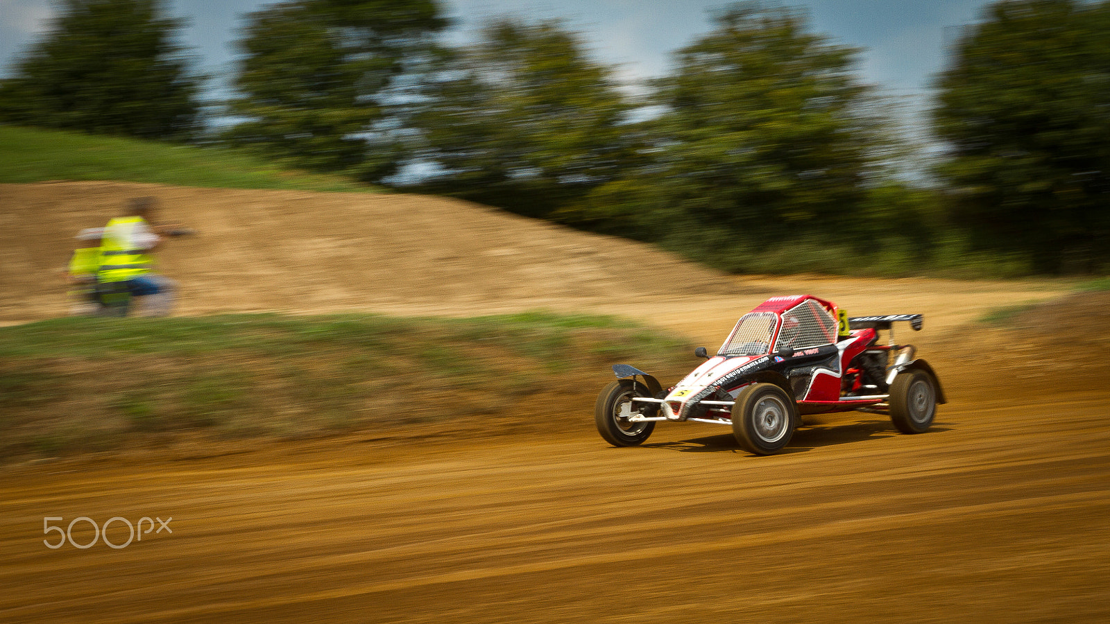 Canon EF 16-35mm F2.8L II USM sample photo. Off-road buggy racing car on track photography