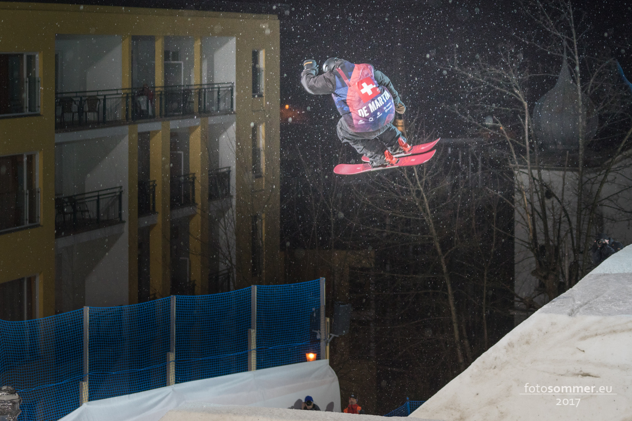 Sony a7 + Sony FE 70-200mm F4 G OSS sample photo. Red bull playstreets 2017 bad gastein photography